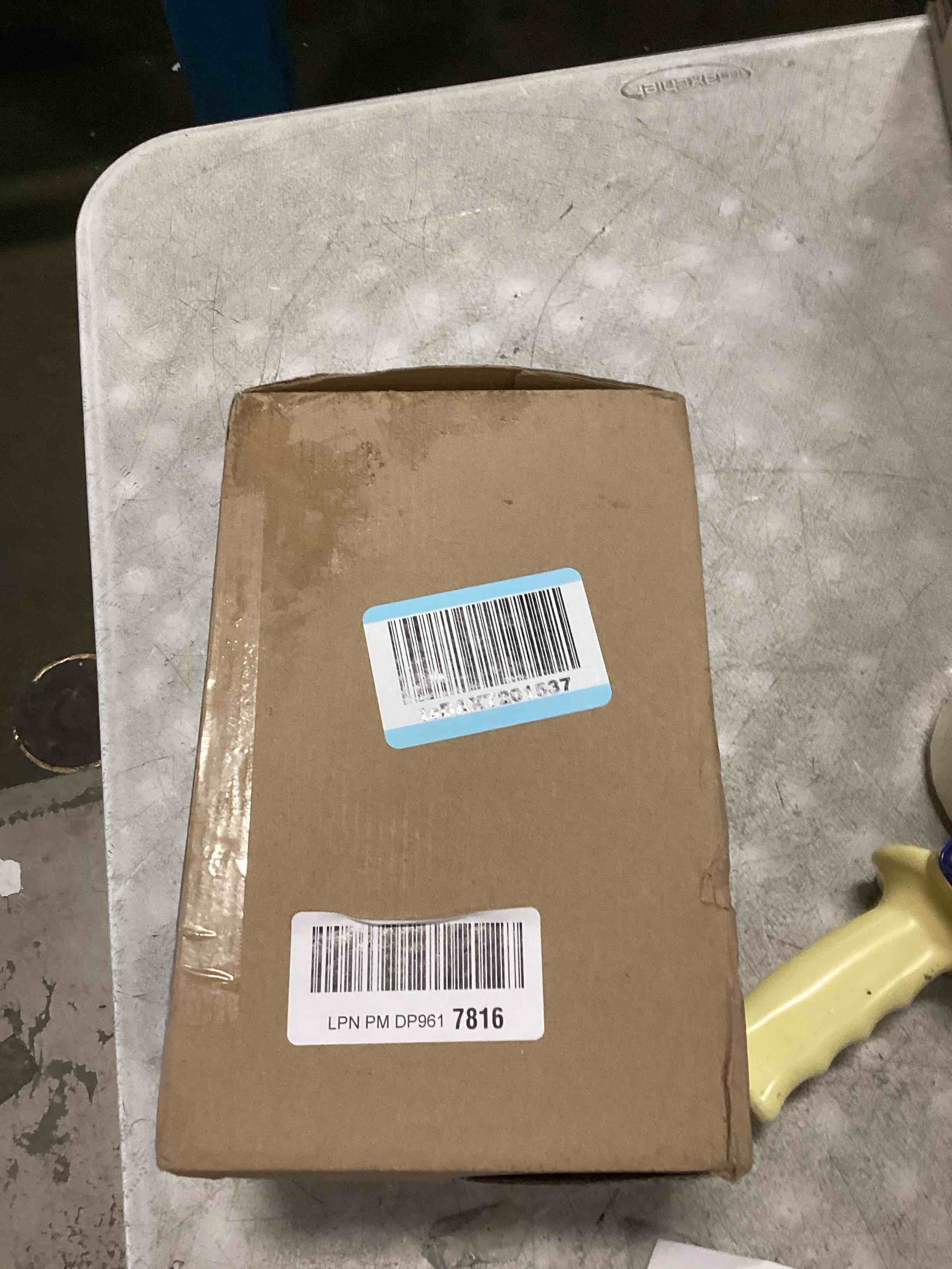 https://s3.amazonaws.com/lotting-images-prod/bidfta/PNK2038149_1741290052381.jpeg