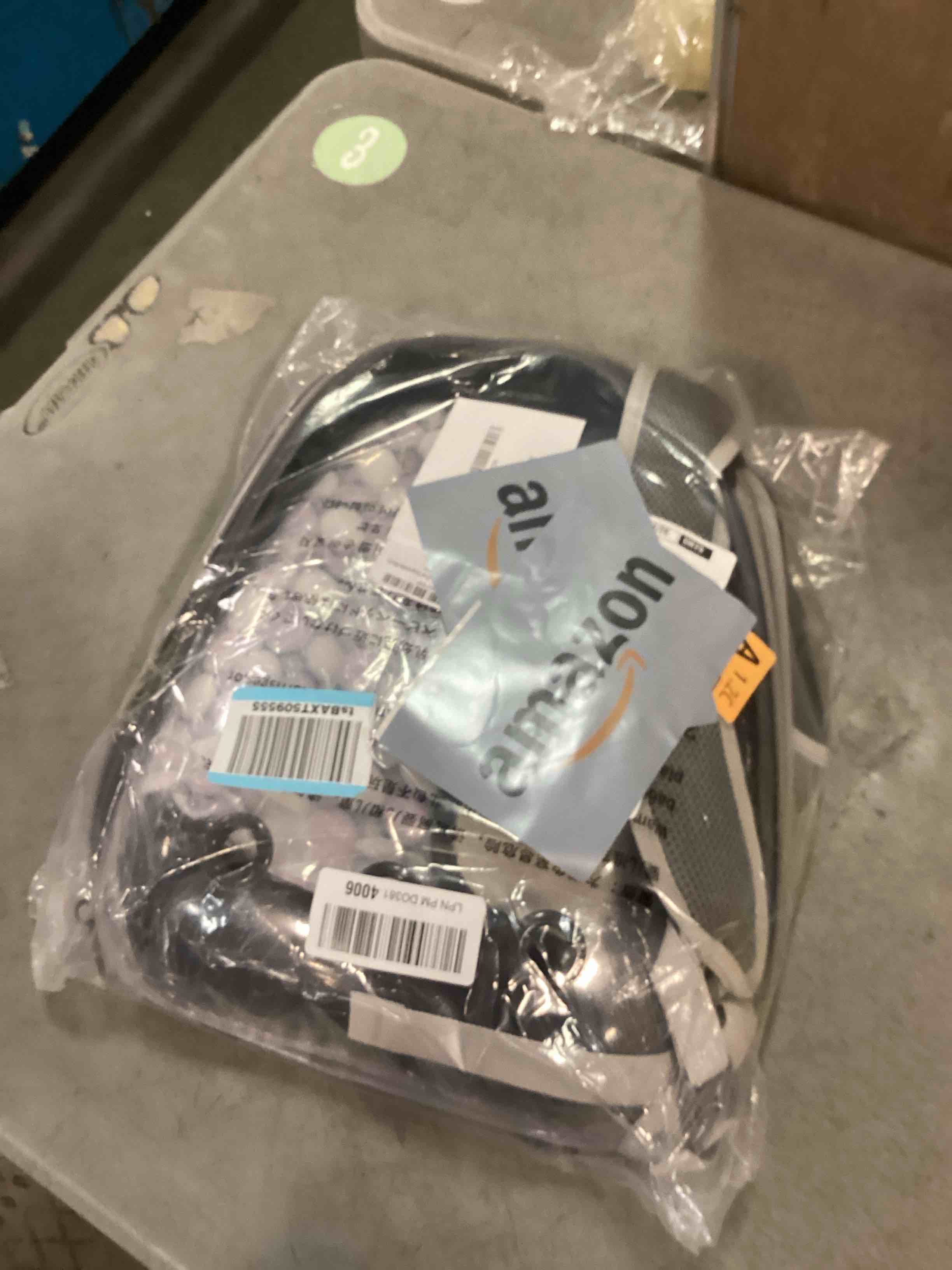 https://s3.amazonaws.com/lotting-images-prod/bidfta/PNK2038881_1741701320821.jpeg