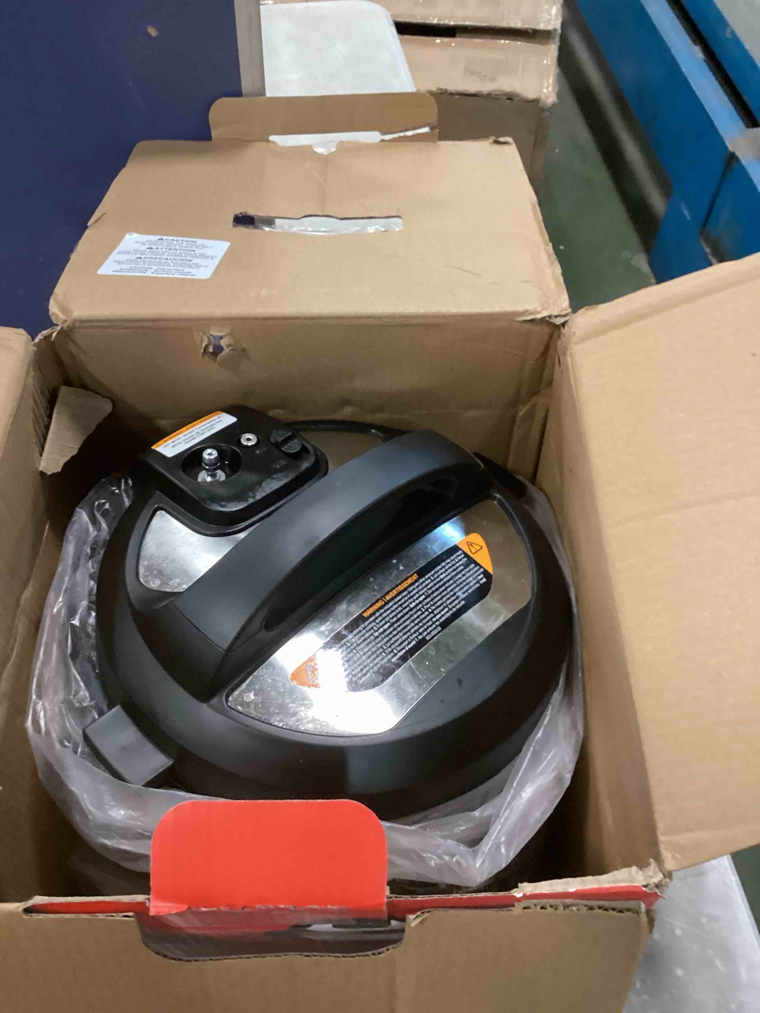 https://s3.amazonaws.com/lotting-images-prod/bidfta/PNK2039122_1741784489905.jpeg