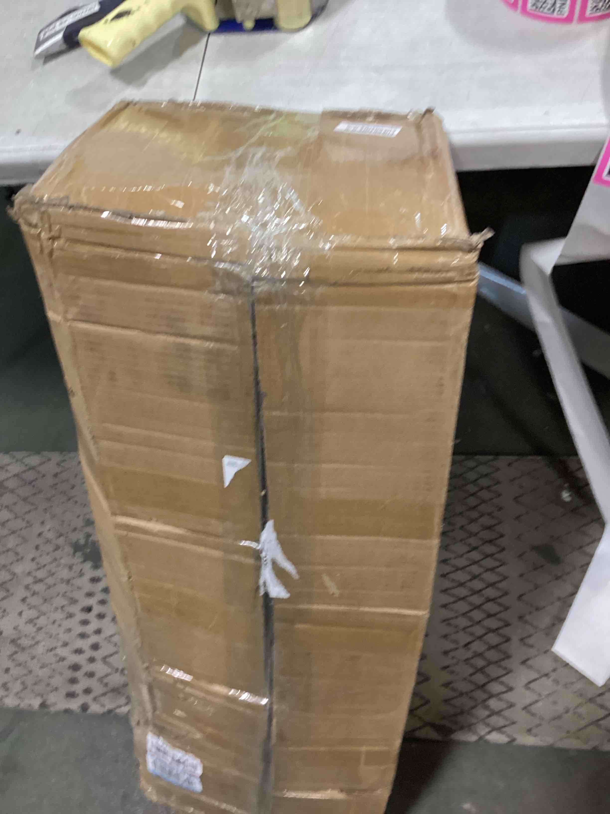 https://s3.amazonaws.com/lotting-images-prod/bidfta/PNK2039322_1741869619165.jpeg