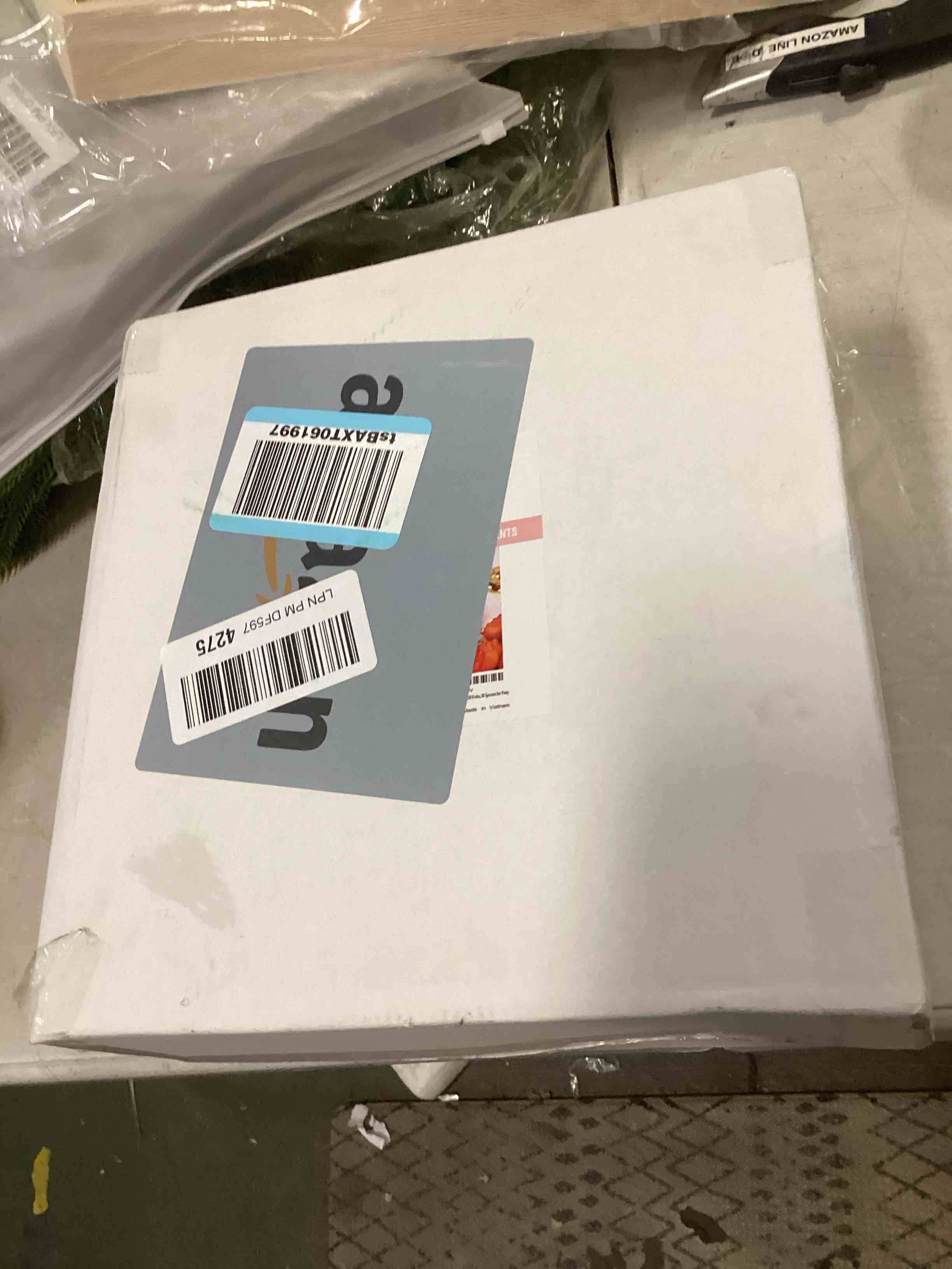 https://s3.amazonaws.com/lotting-images-prod/bidfta/PNK2039447_1741880341226.jpeg