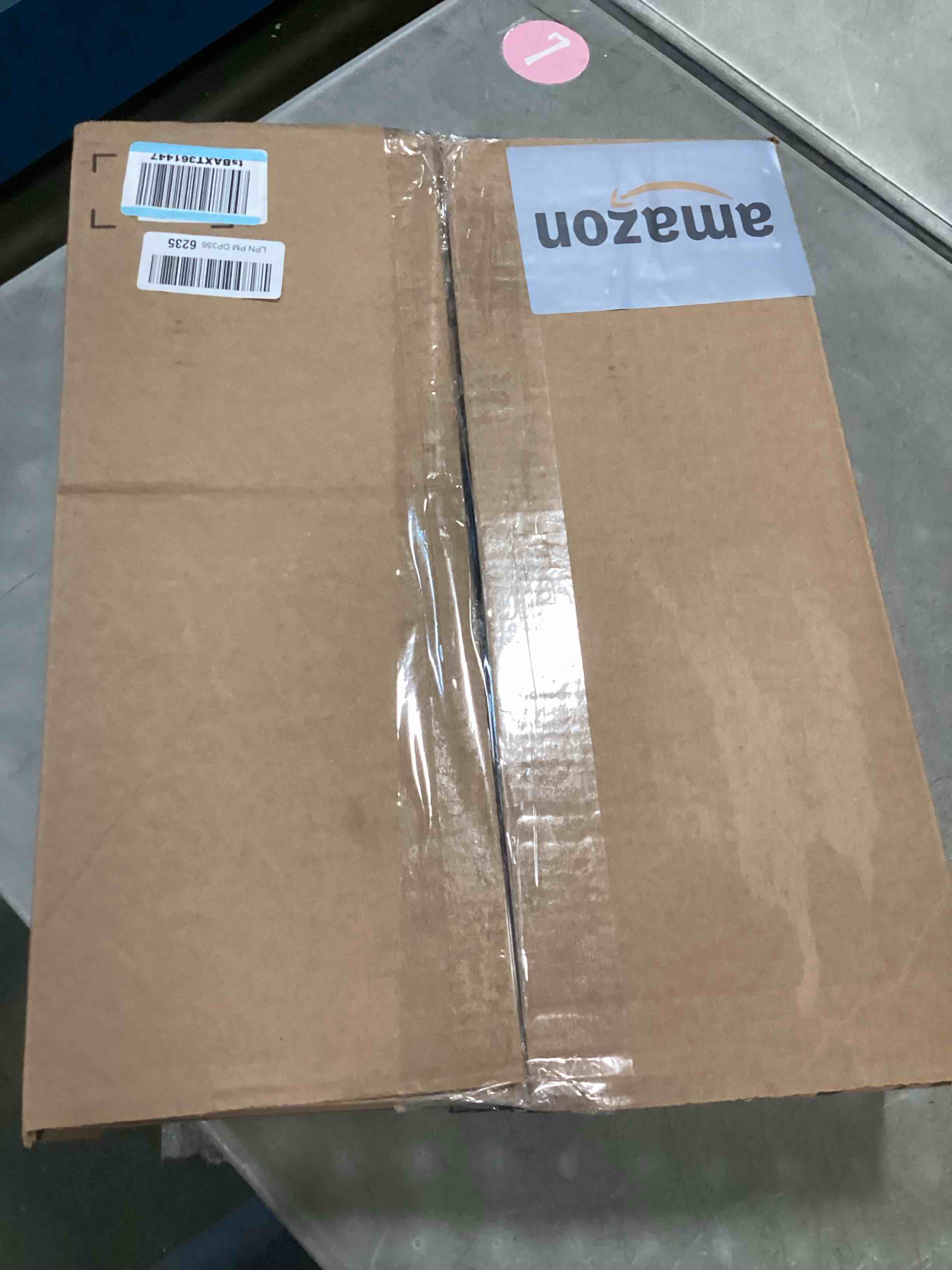 https://s3.amazonaws.com/lotting-images-prod/bidfta/PNK2039916_1742225008612.jpeg