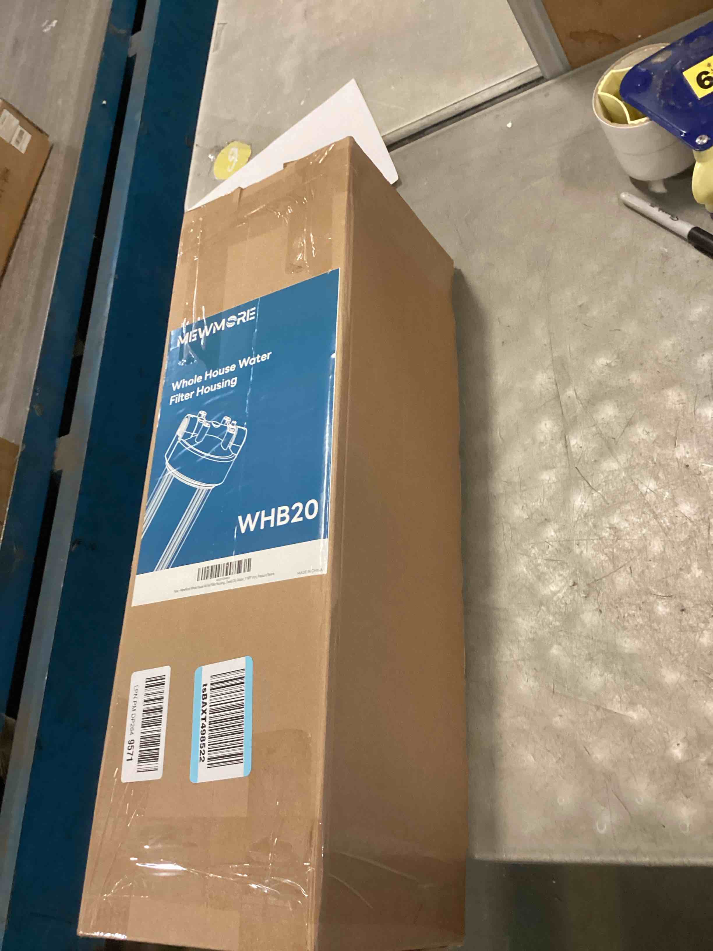 https://s3.amazonaws.com/lotting-images-prod/bidfta/PNK2039954_1742227755848.jpeg