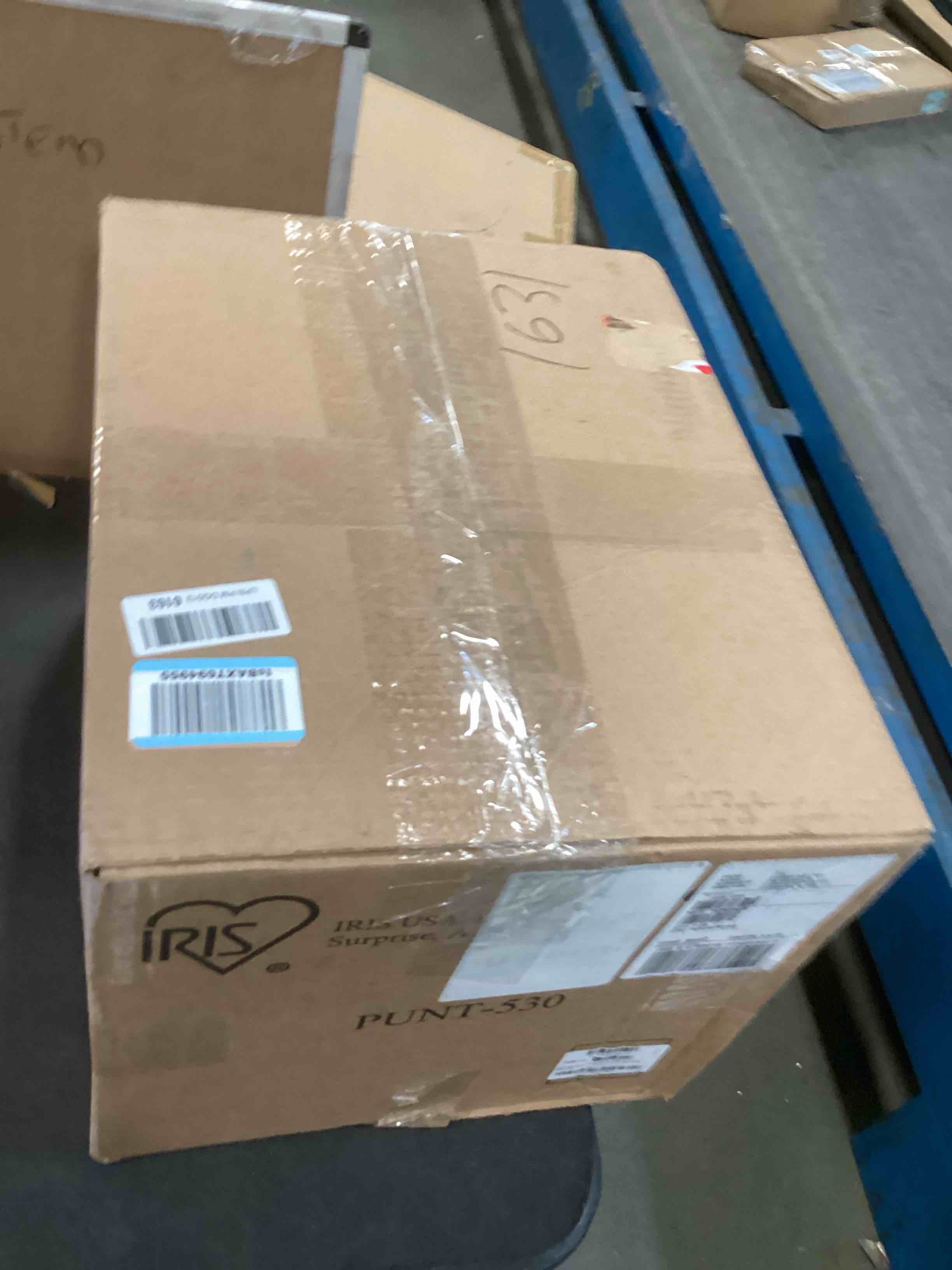 https://s3.amazonaws.com/lotting-images-prod/bidfta/PNK2040371_1742327826230.jpeg