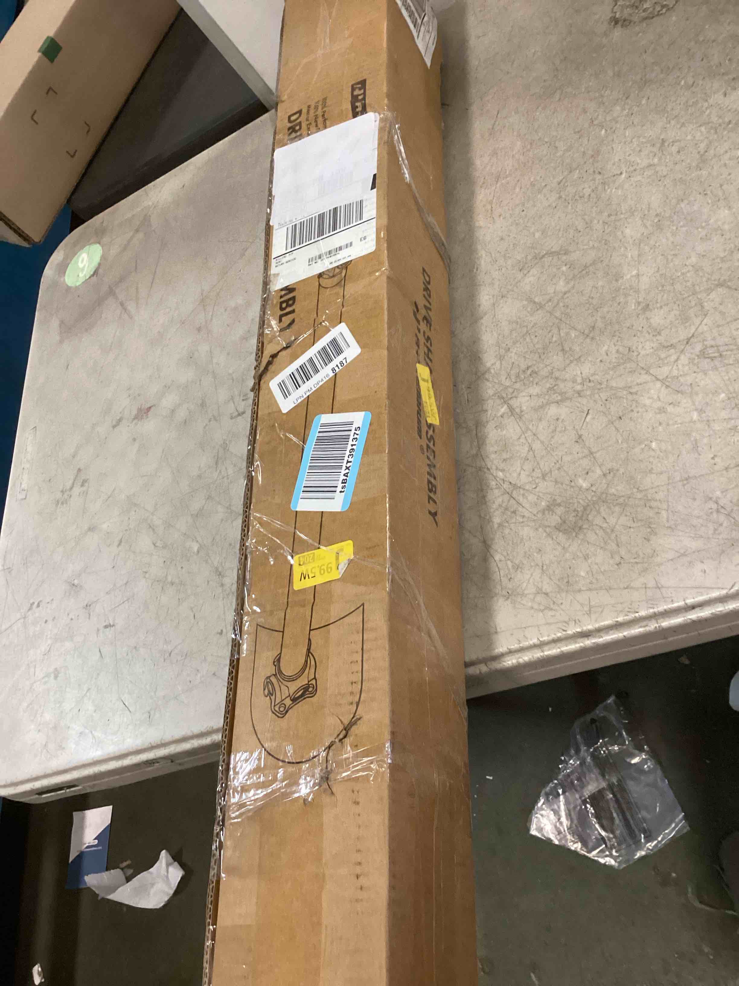 https://s3.amazonaws.com/lotting-images-prod/bidfta/PNK2040618_1742414087416.jpeg