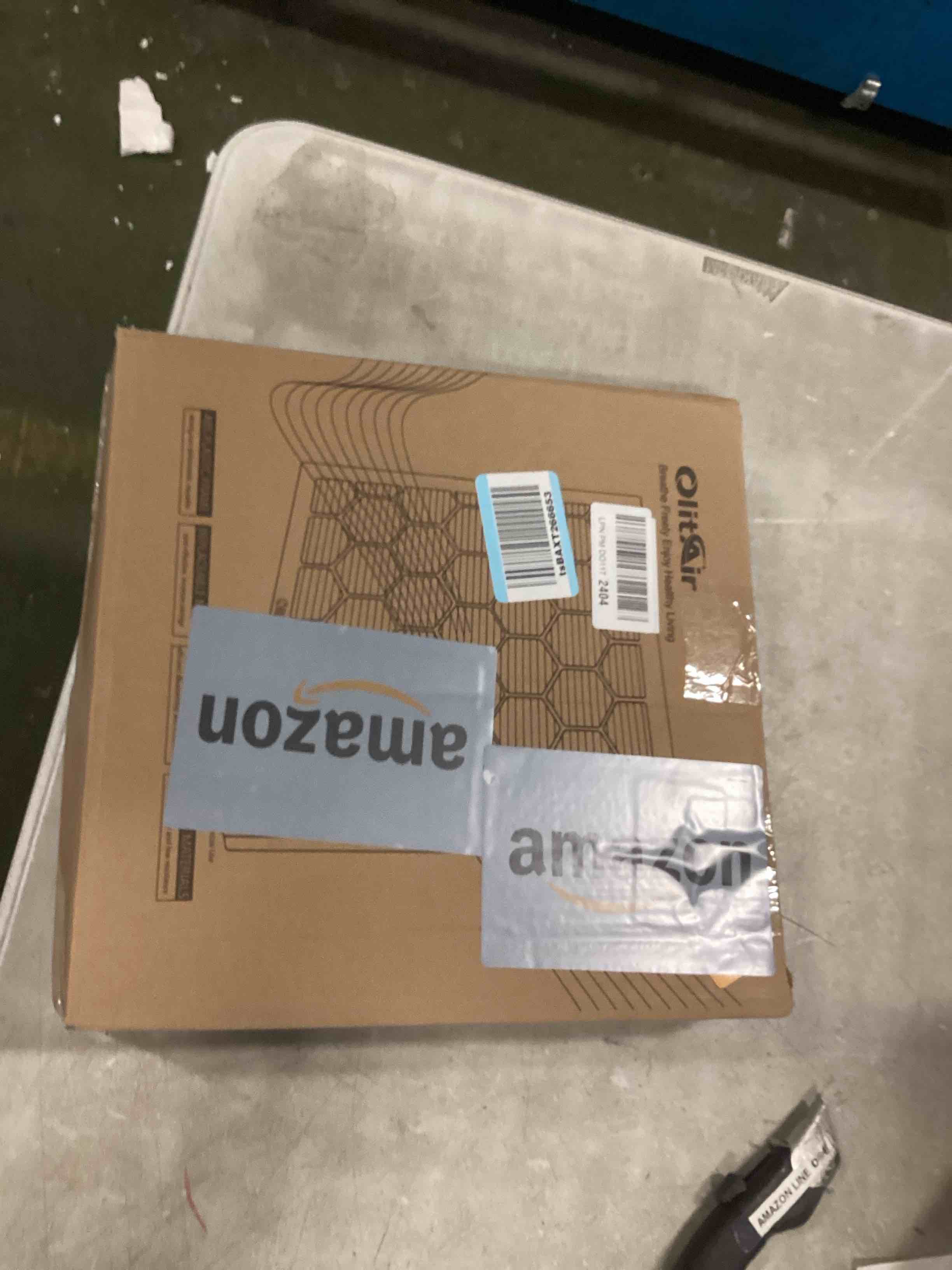 https://s3.amazonaws.com/lotting-images-prod/bidfta/PNK2040964_1742561509175.jpeg