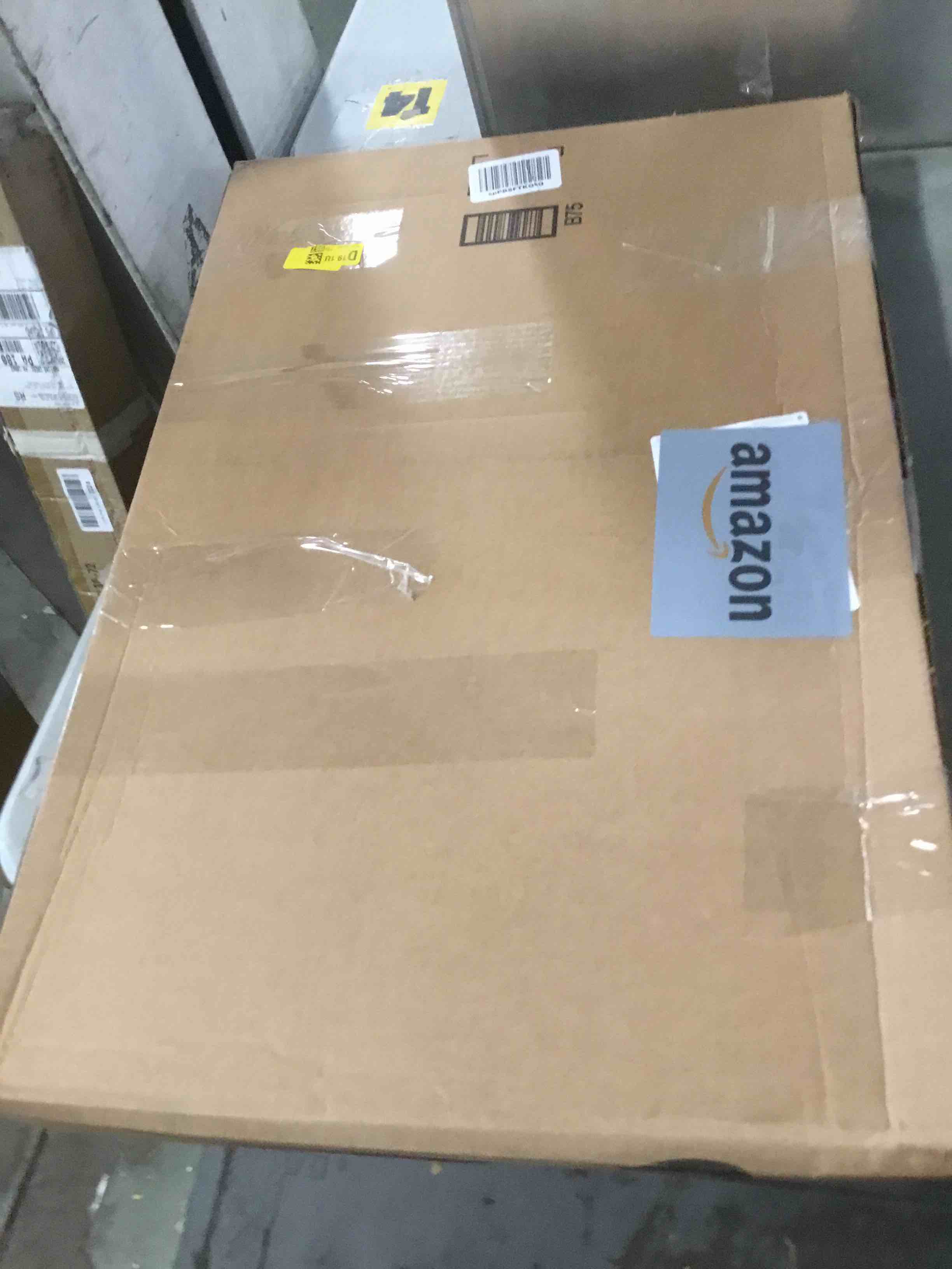 https://s3.amazonaws.com/lotting-images-prod/bidfta/PNK2041077_1741285759202.jpeg