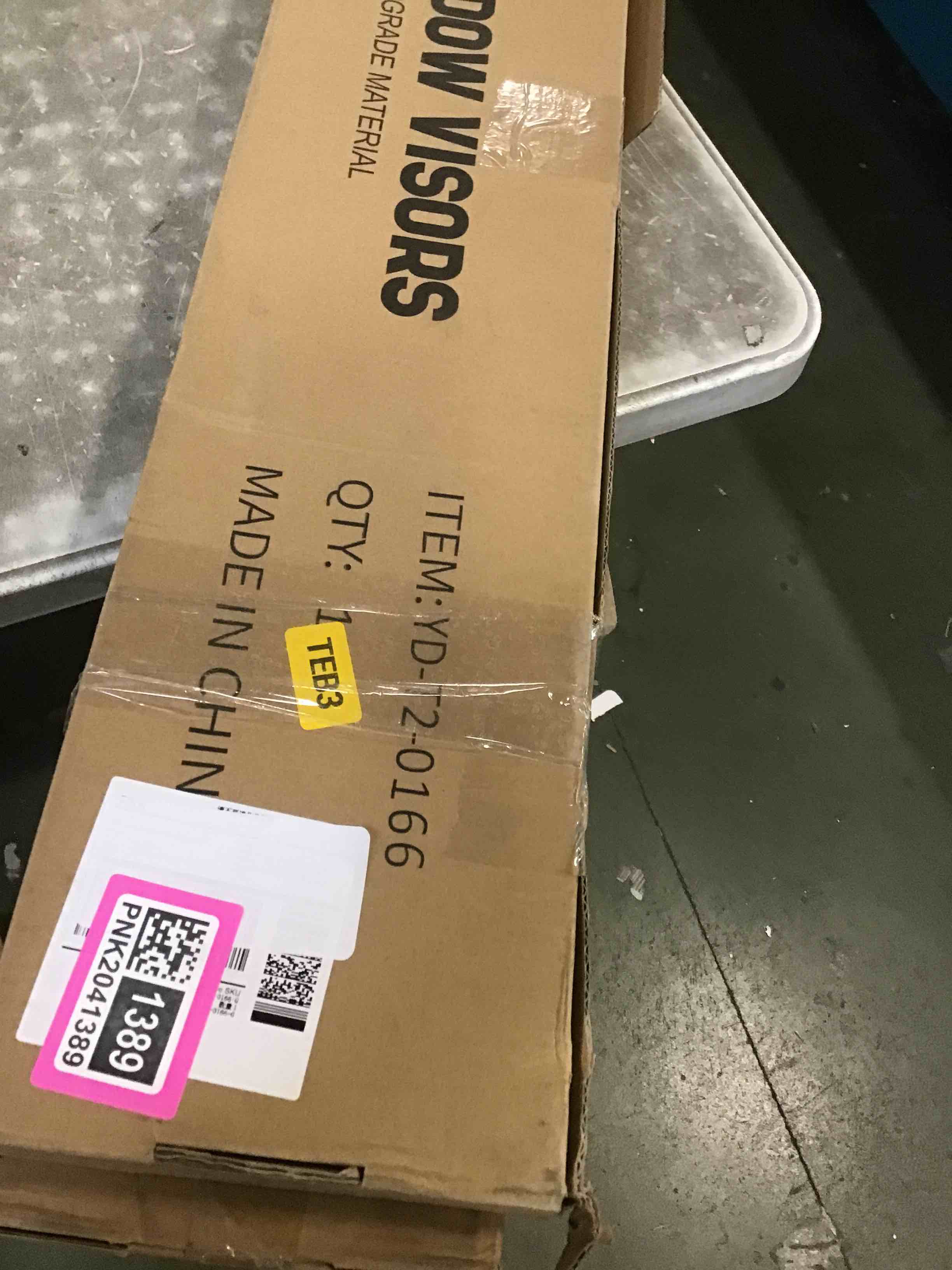 https://s3.amazonaws.com/lotting-images-prod/bidfta/PNK2041389_1741724052963.jpeg
