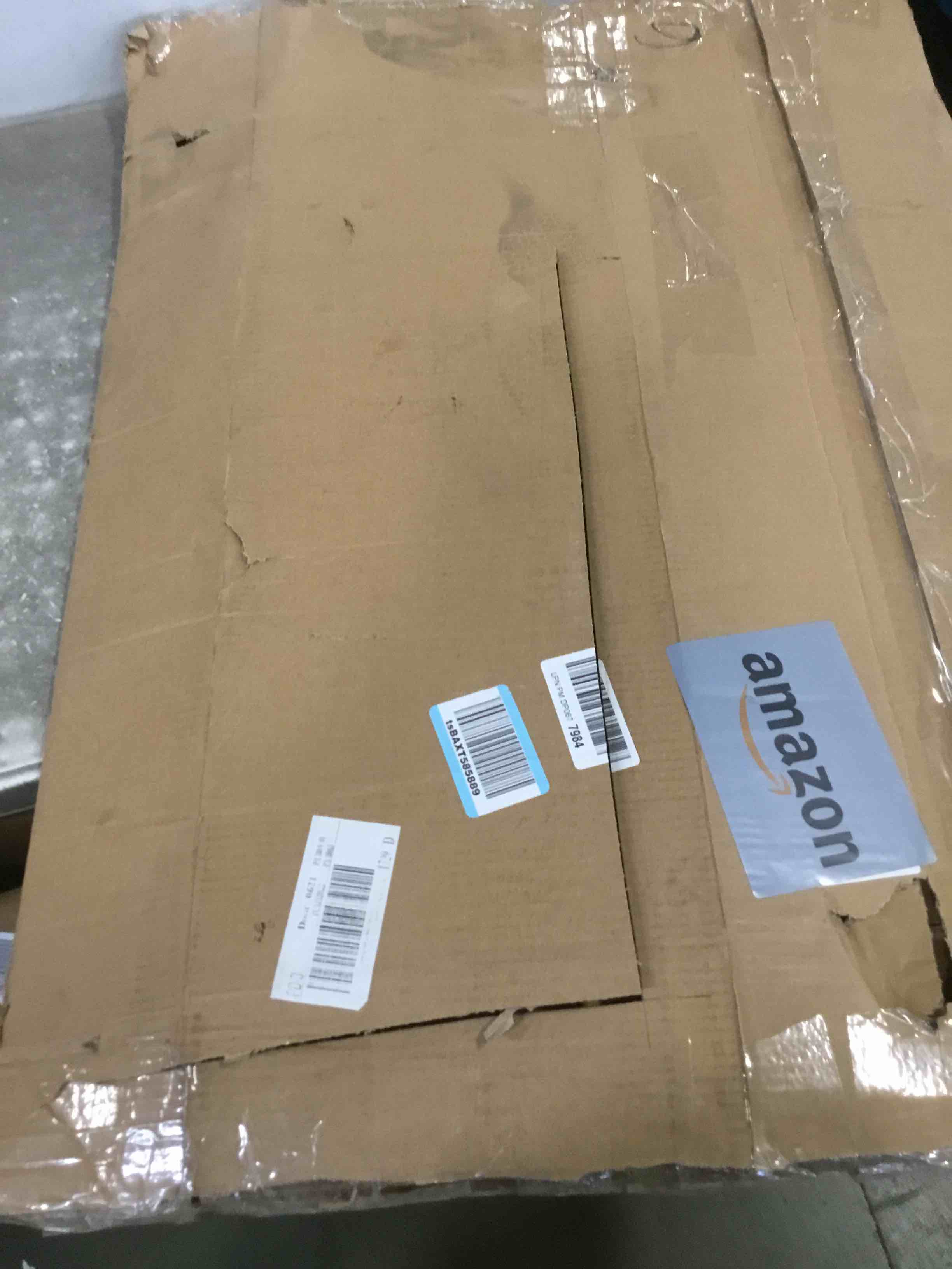 https://s3.amazonaws.com/lotting-images-prod/bidfta/PNK2041668_1741704175503.jpeg