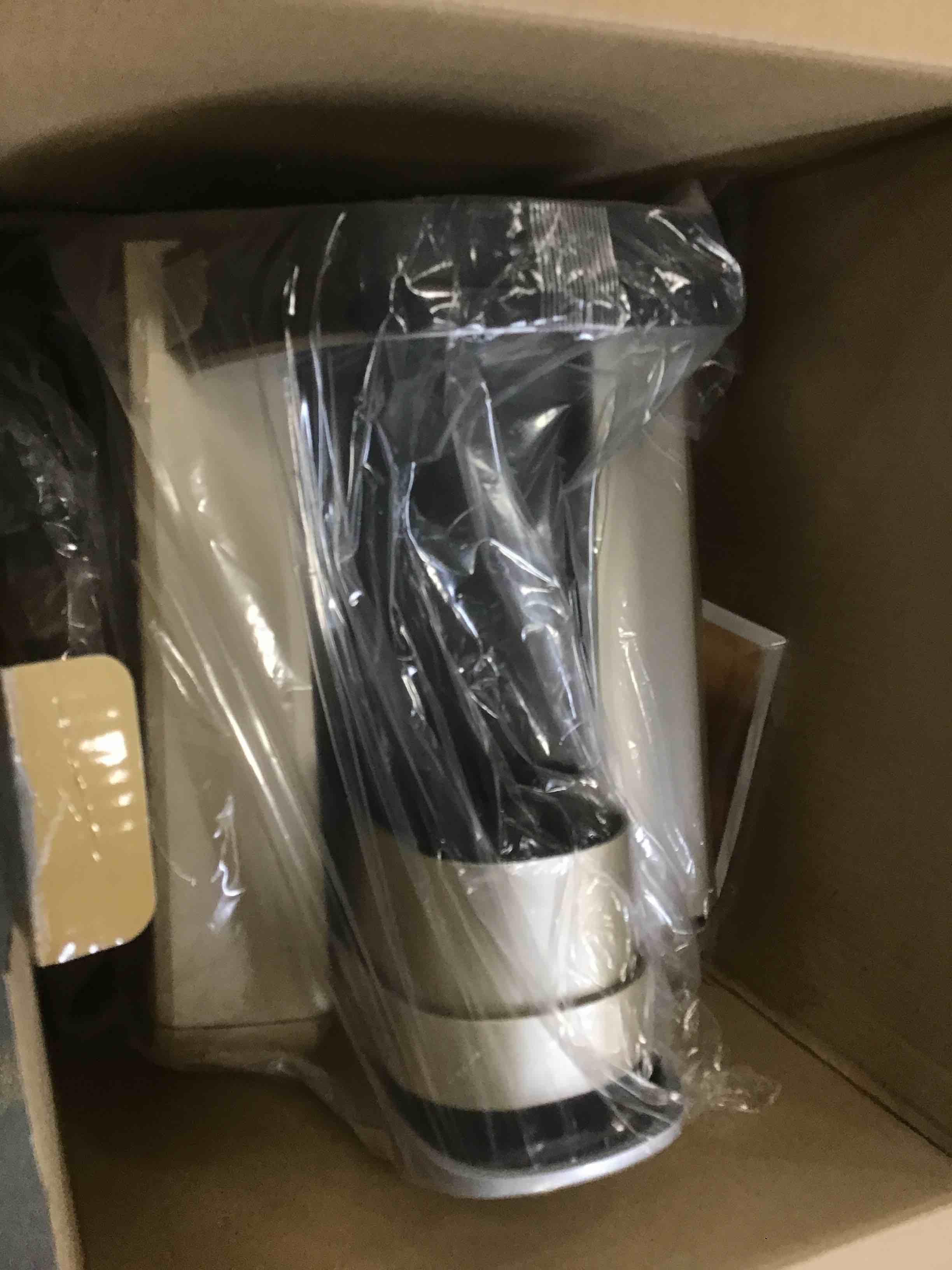 https://s3.amazonaws.com/lotting-images-prod/bidfta/PNK2041779_1741715960906.jpeg