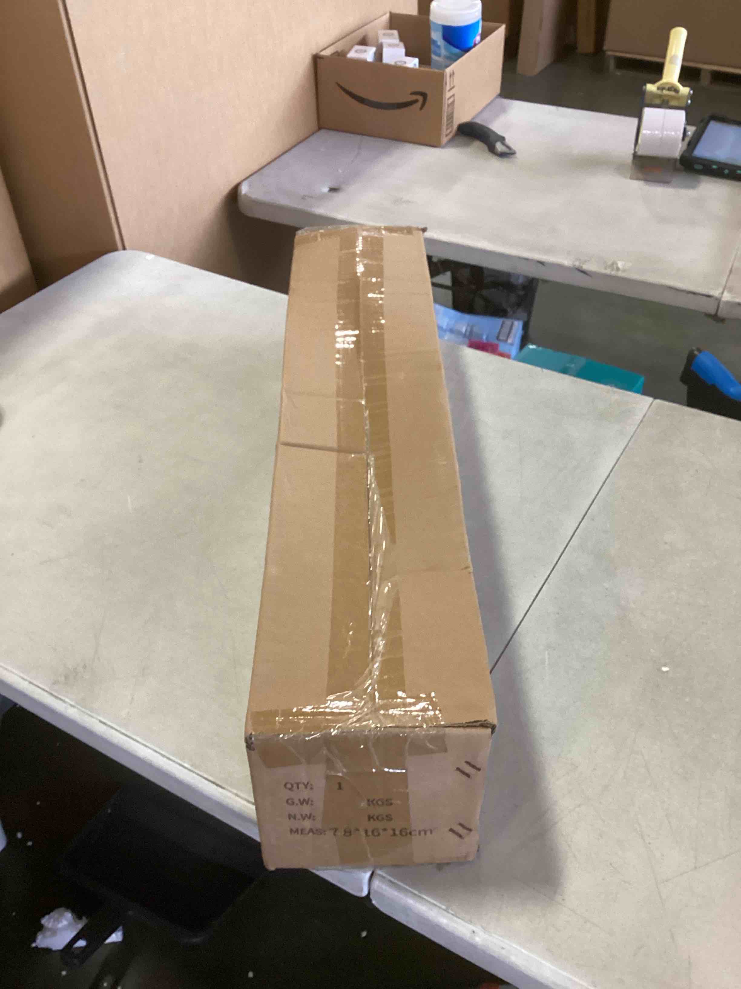 https://s3.amazonaws.com/lotting-images-prod/bidfta/PNK2044182_1739998352931.jpeg