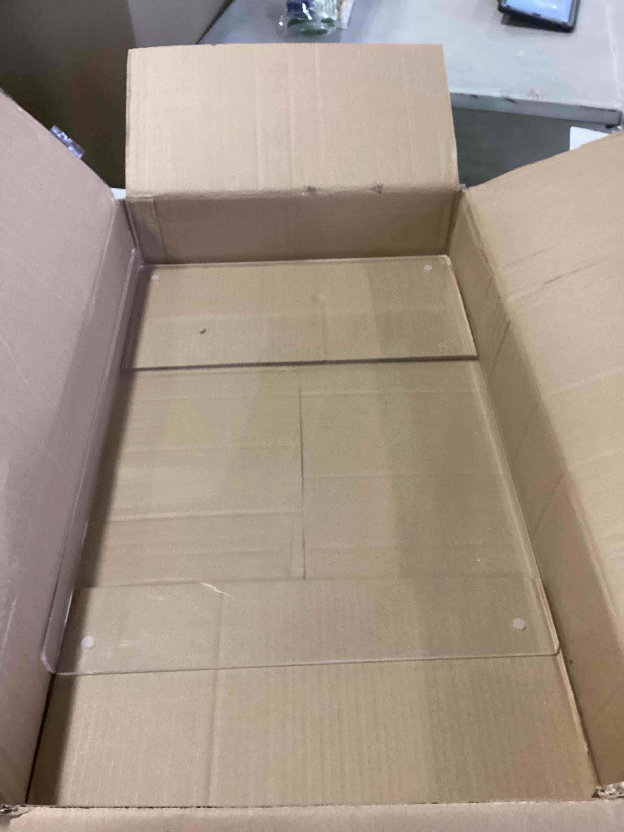 https://s3.amazonaws.com/lotting-images-prod/bidfta/PNK2044427_1740145600926.jpeg