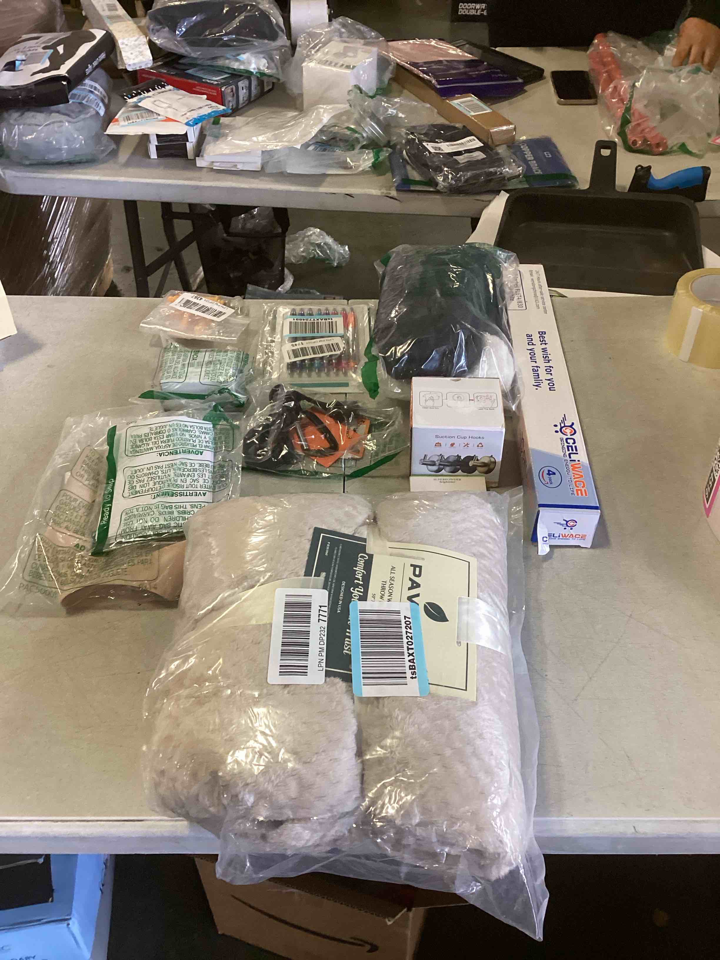 Assorted lot of 10 mixed items (they can be house holds,personal use, etc..