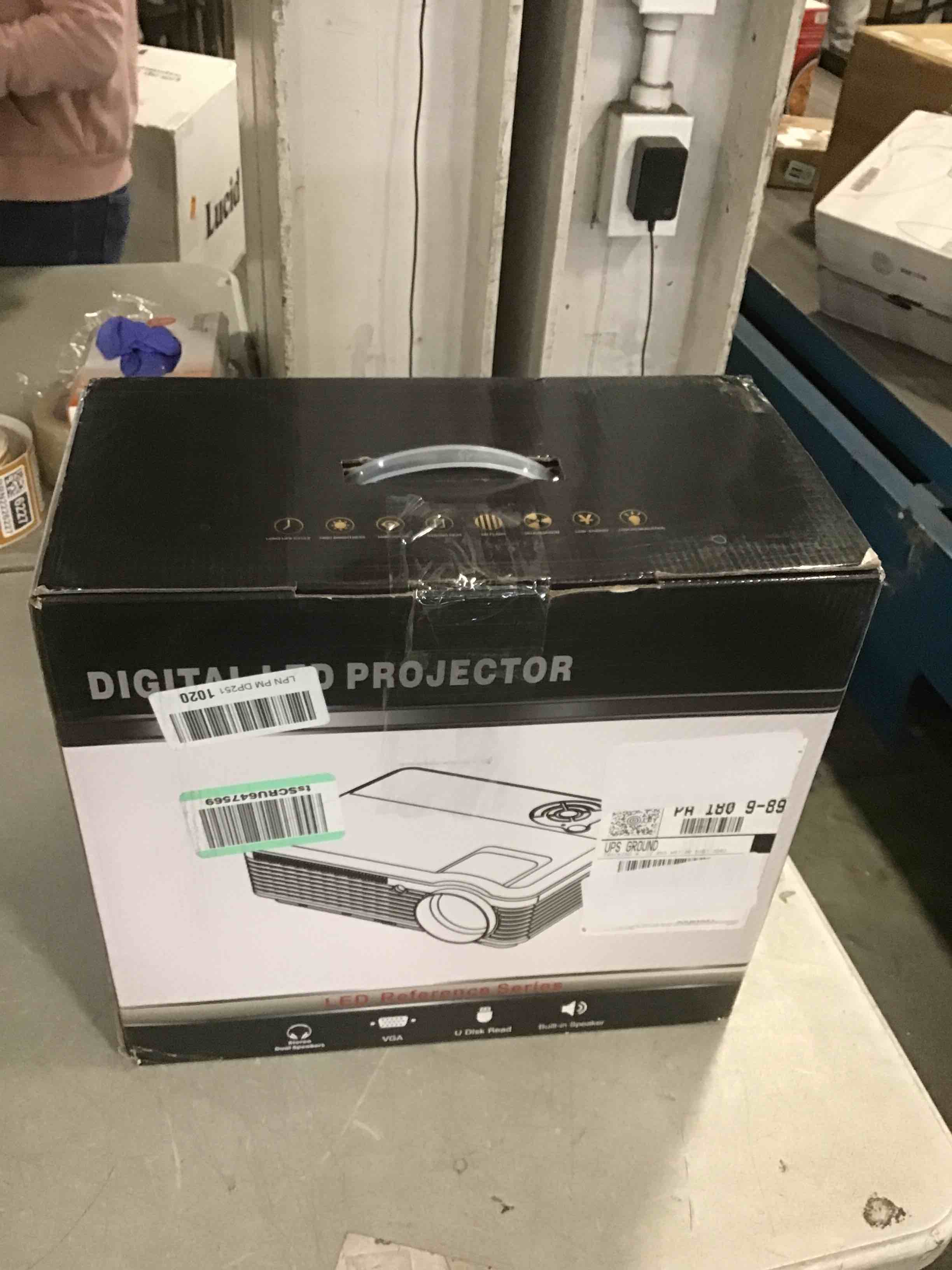 https://s3.amazonaws.com/lotting-images-prod/bidfta/PNK2045914_1741030699329.jpeg