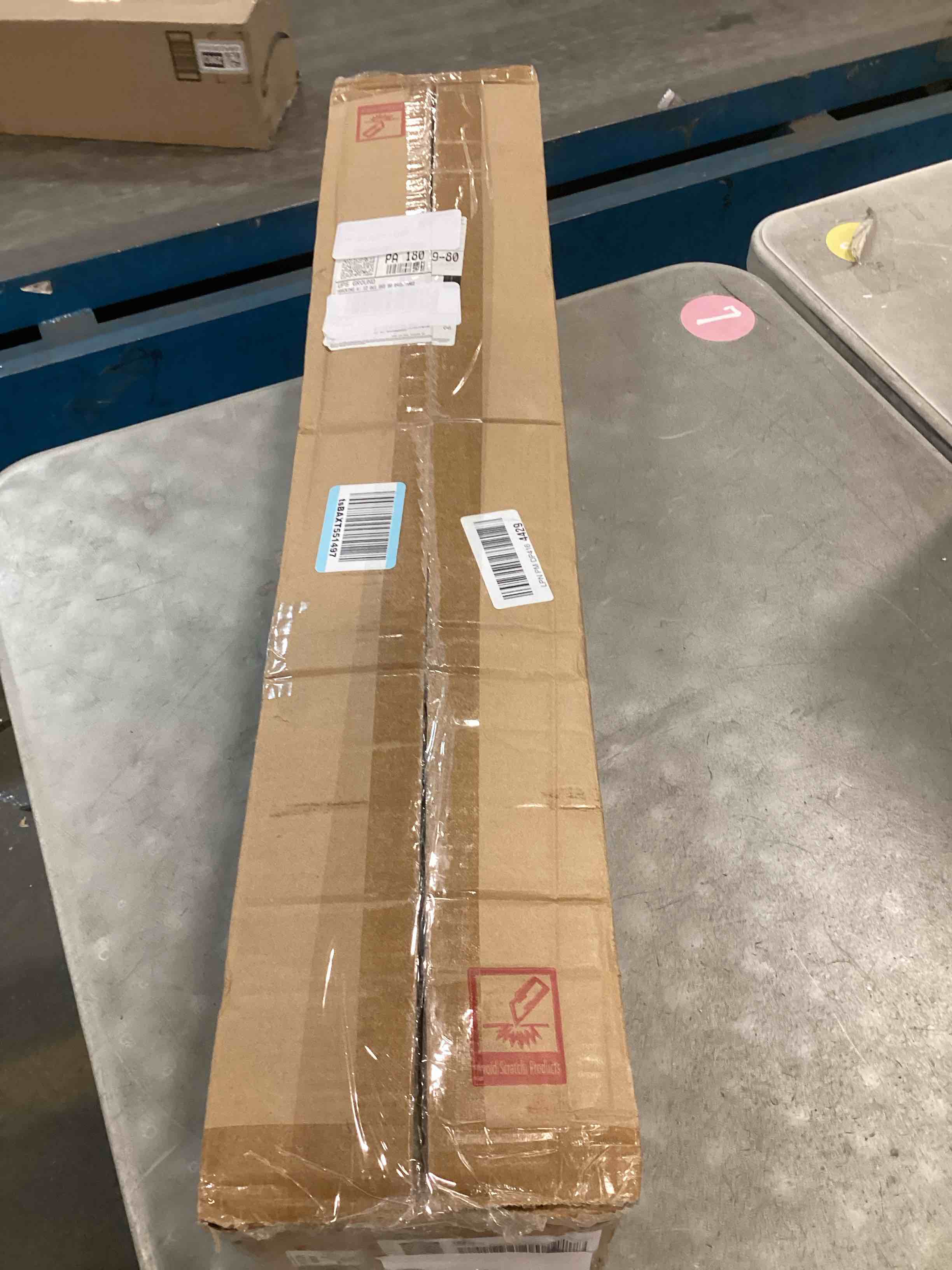 https://s3.amazonaws.com/lotting-images-prod/bidfta/PNK2046439_1741201310418.jpeg