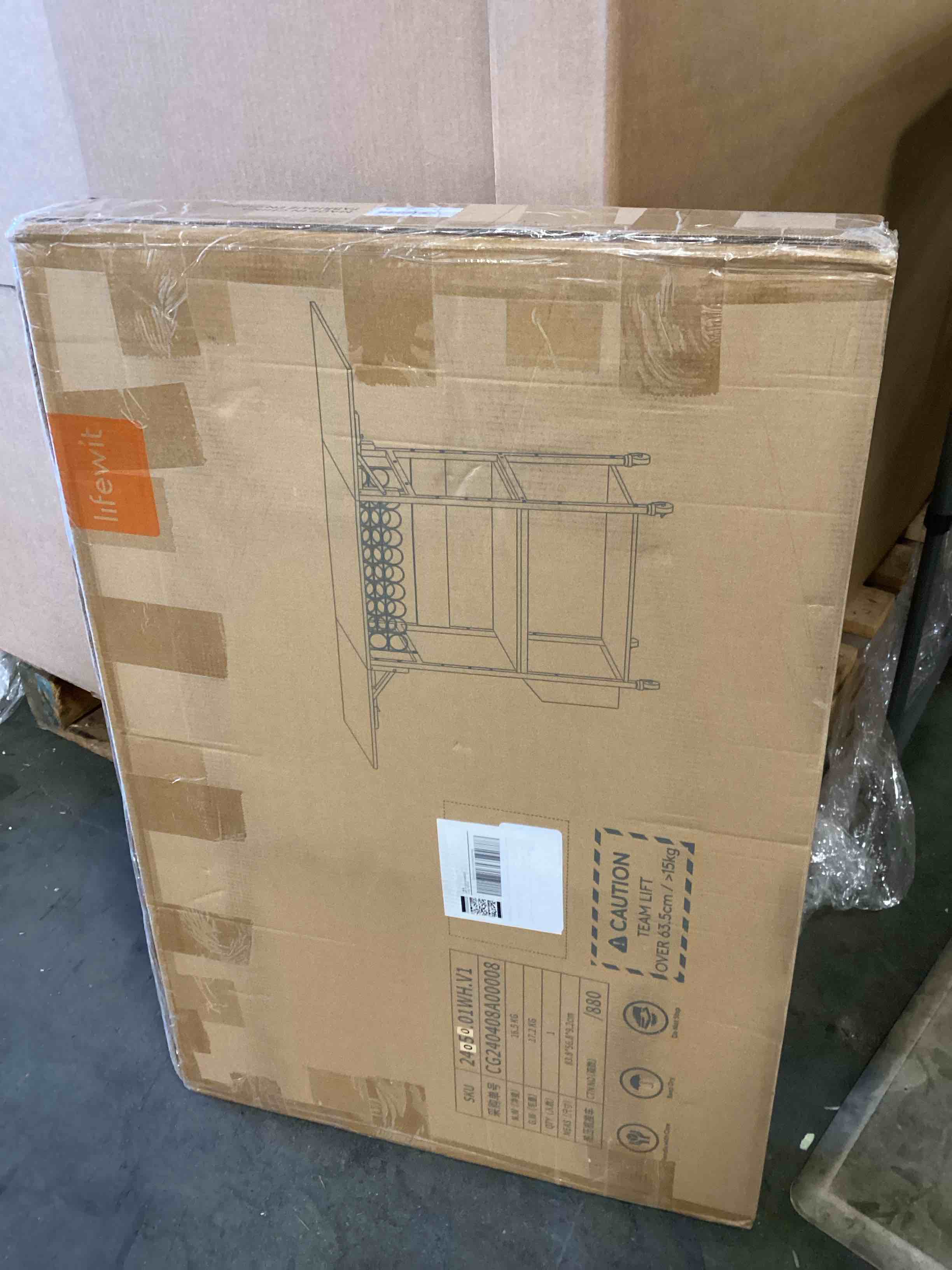 https://s3.amazonaws.com/lotting-images-prod/bidfta/PNK2047101_1739908118576.jpeg