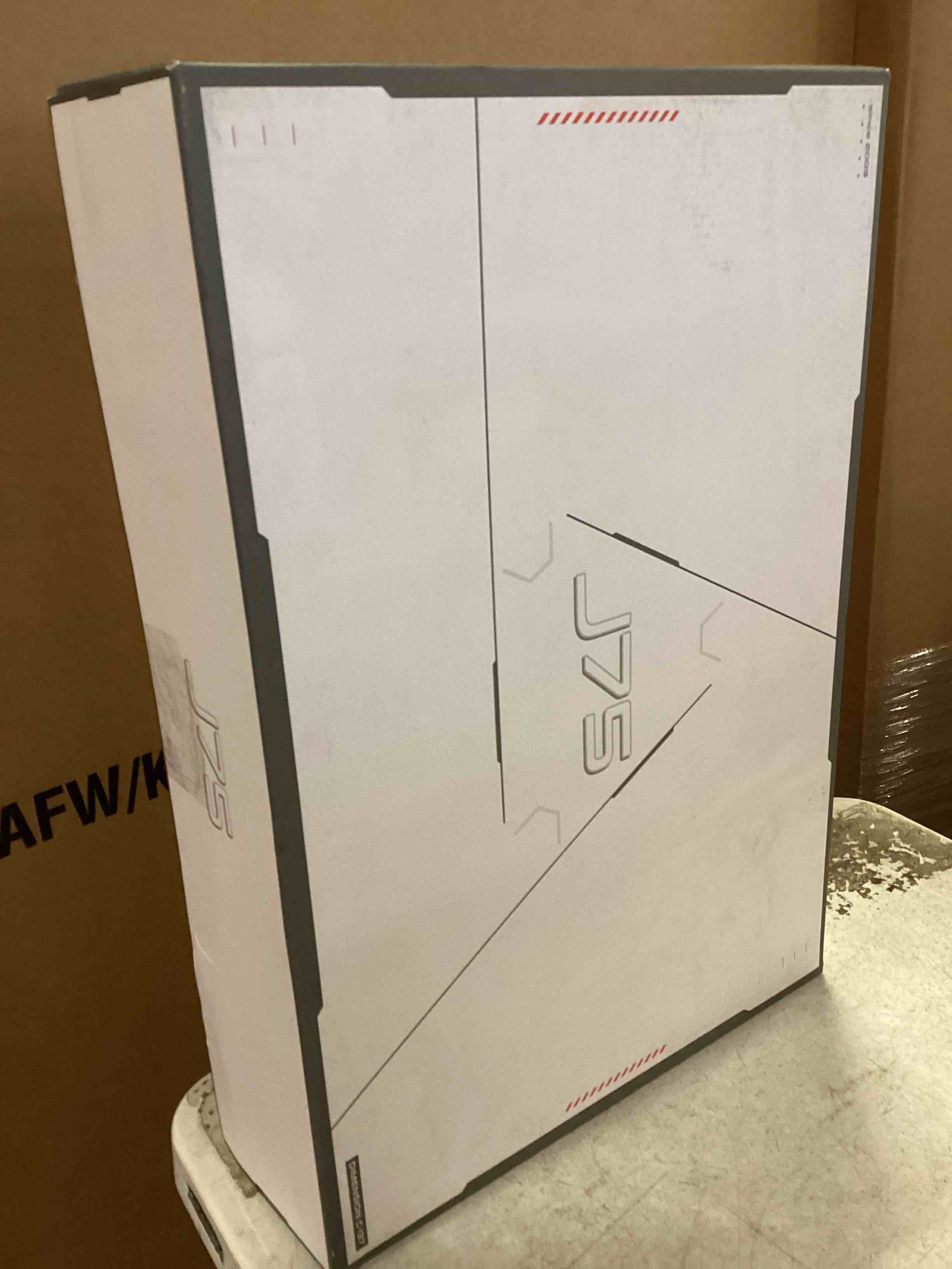 https://s3.amazonaws.com/lotting-images-prod/bidfta/PNK2047111_1739911561464.jpeg