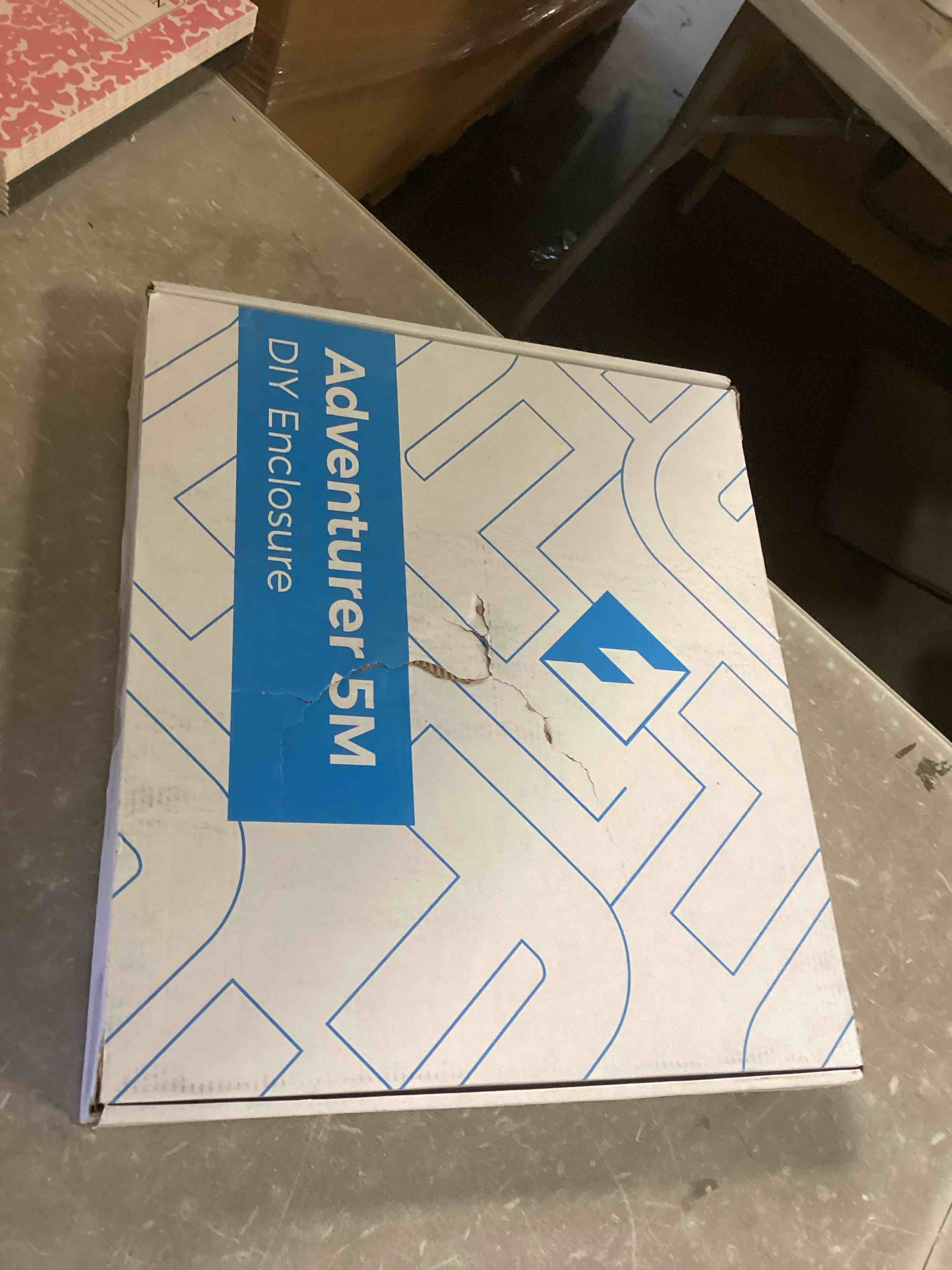 https://s3.amazonaws.com/lotting-images-prod/bidfta/PNK2049076_1742242221210.jpeg