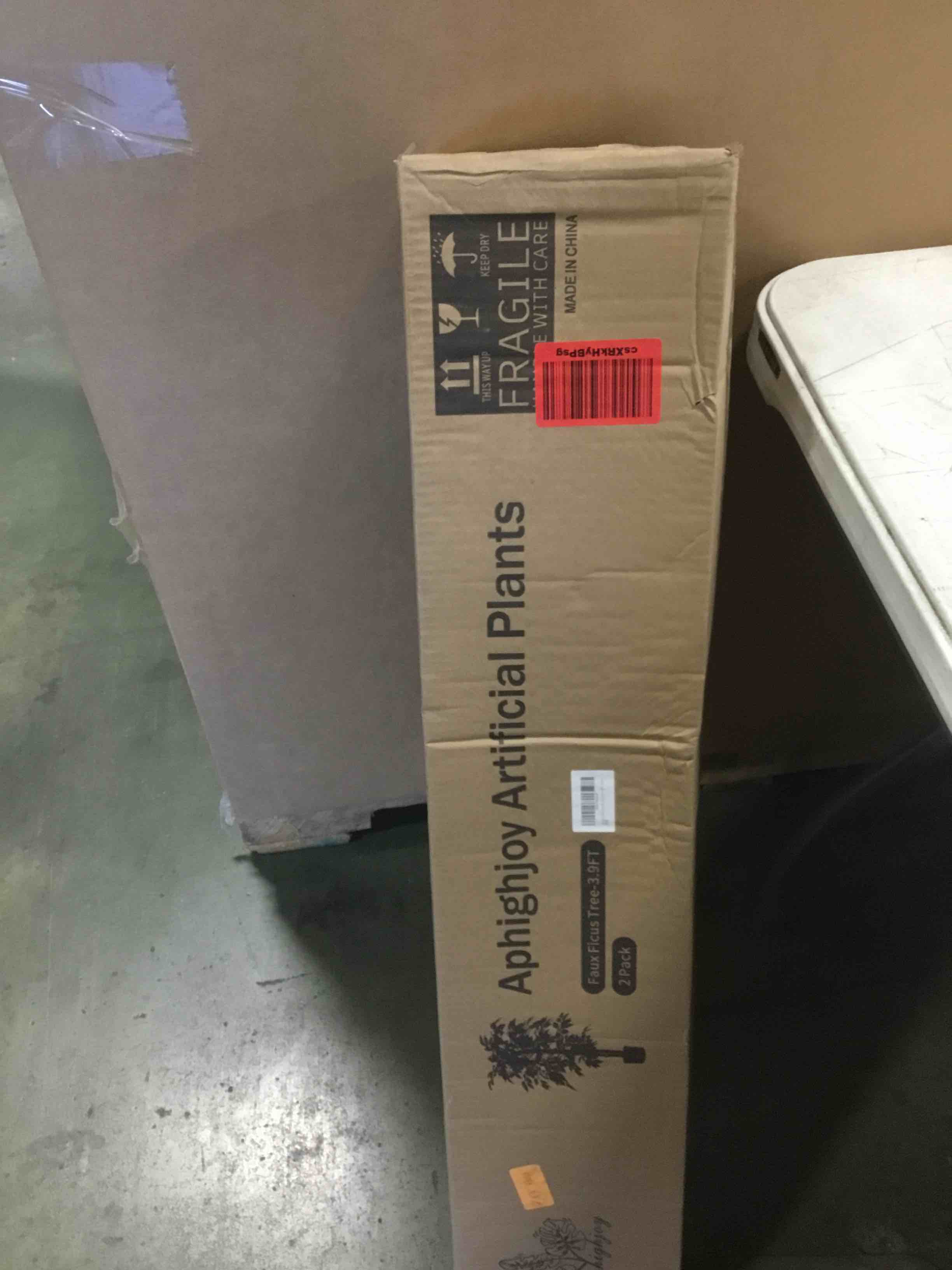 https://s3.amazonaws.com/lotting-images-prod/bidfta/PNK2050447_1740058265624.jpeg