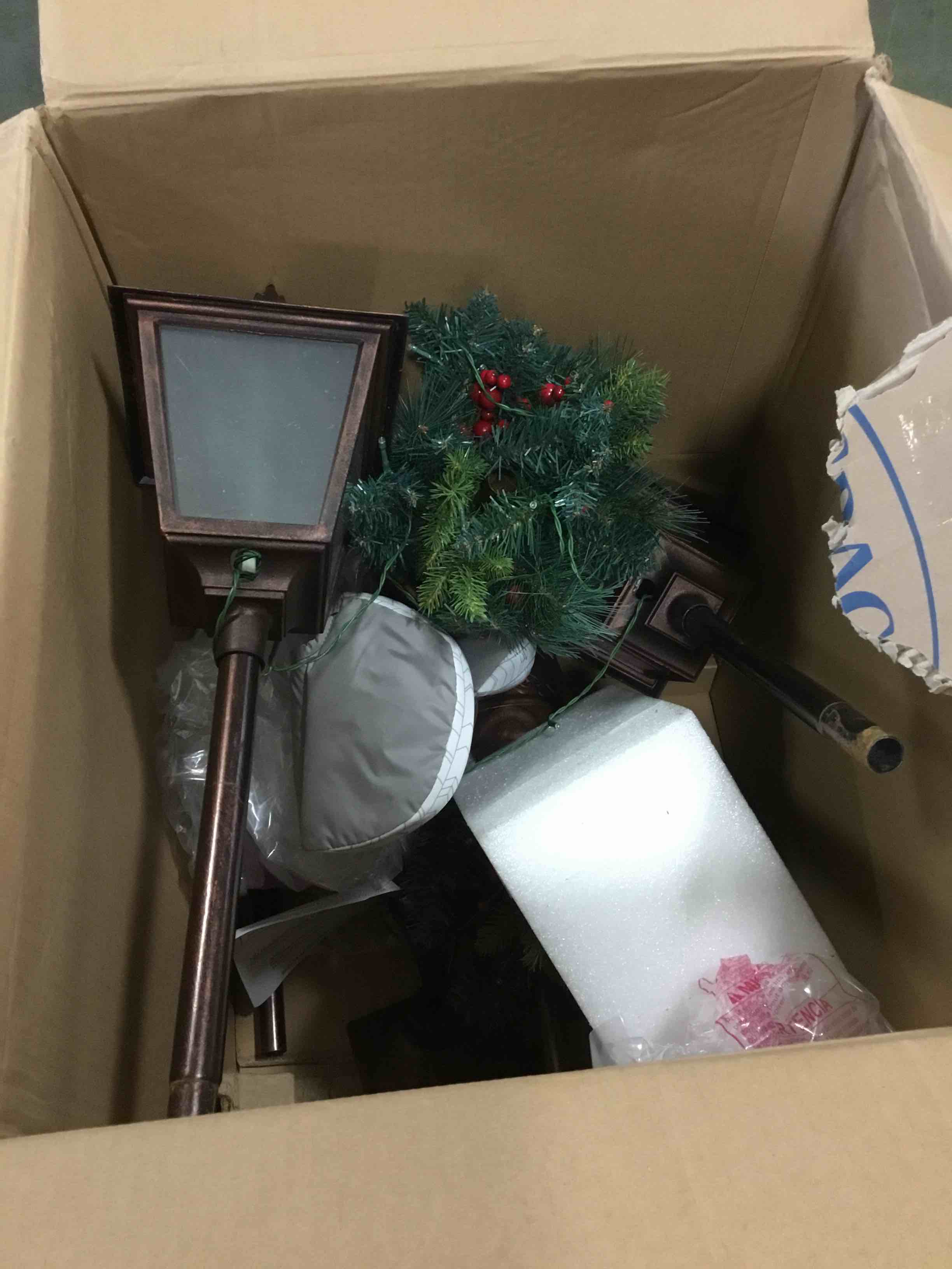 https://s3.amazonaws.com/lotting-images-prod/bidfta/PNK2051870_1741192571658.jpeg