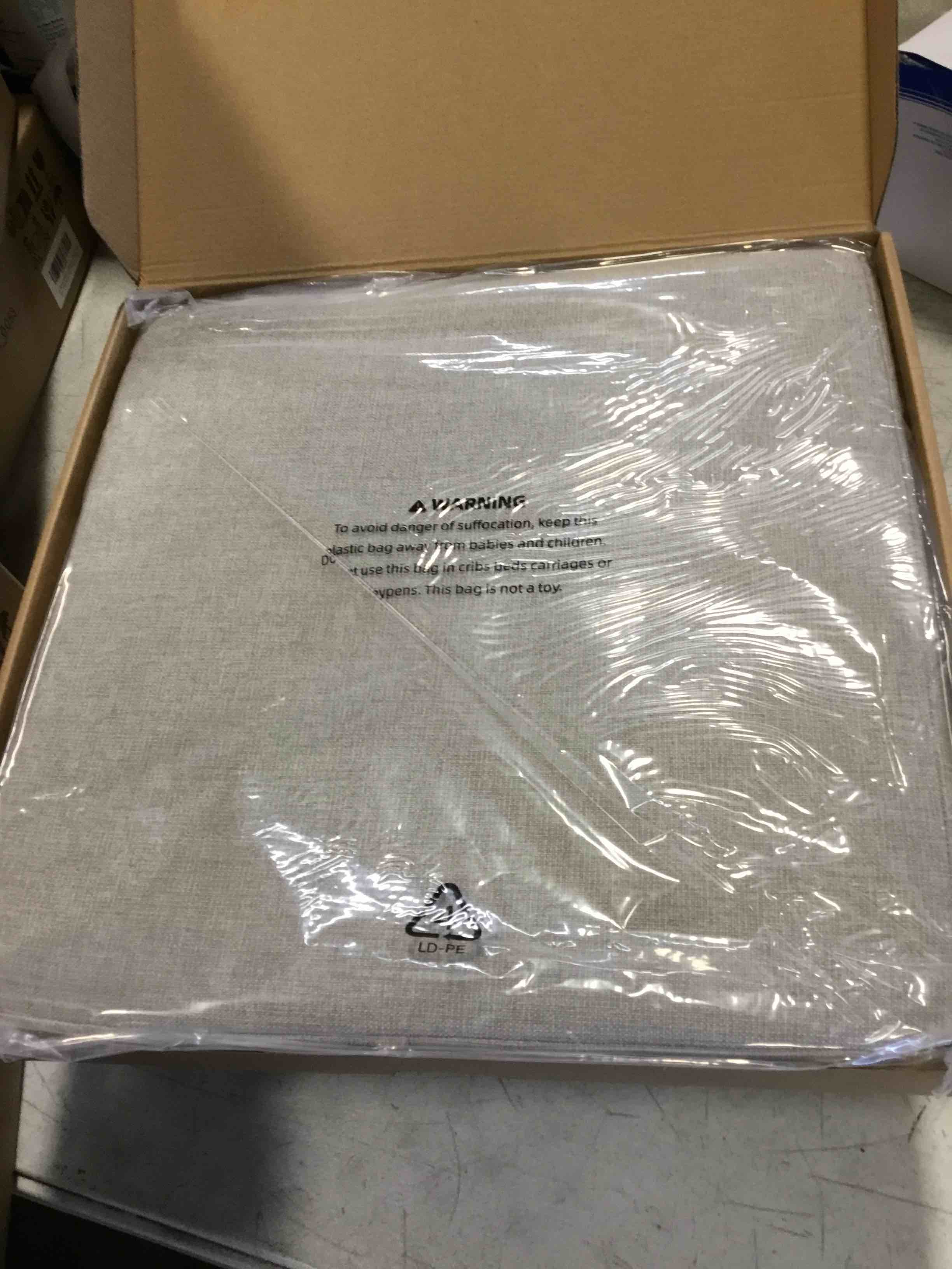 https://s3.amazonaws.com/lotting-images-prod/bidfta/PNK2052483_1741632067337.jpeg