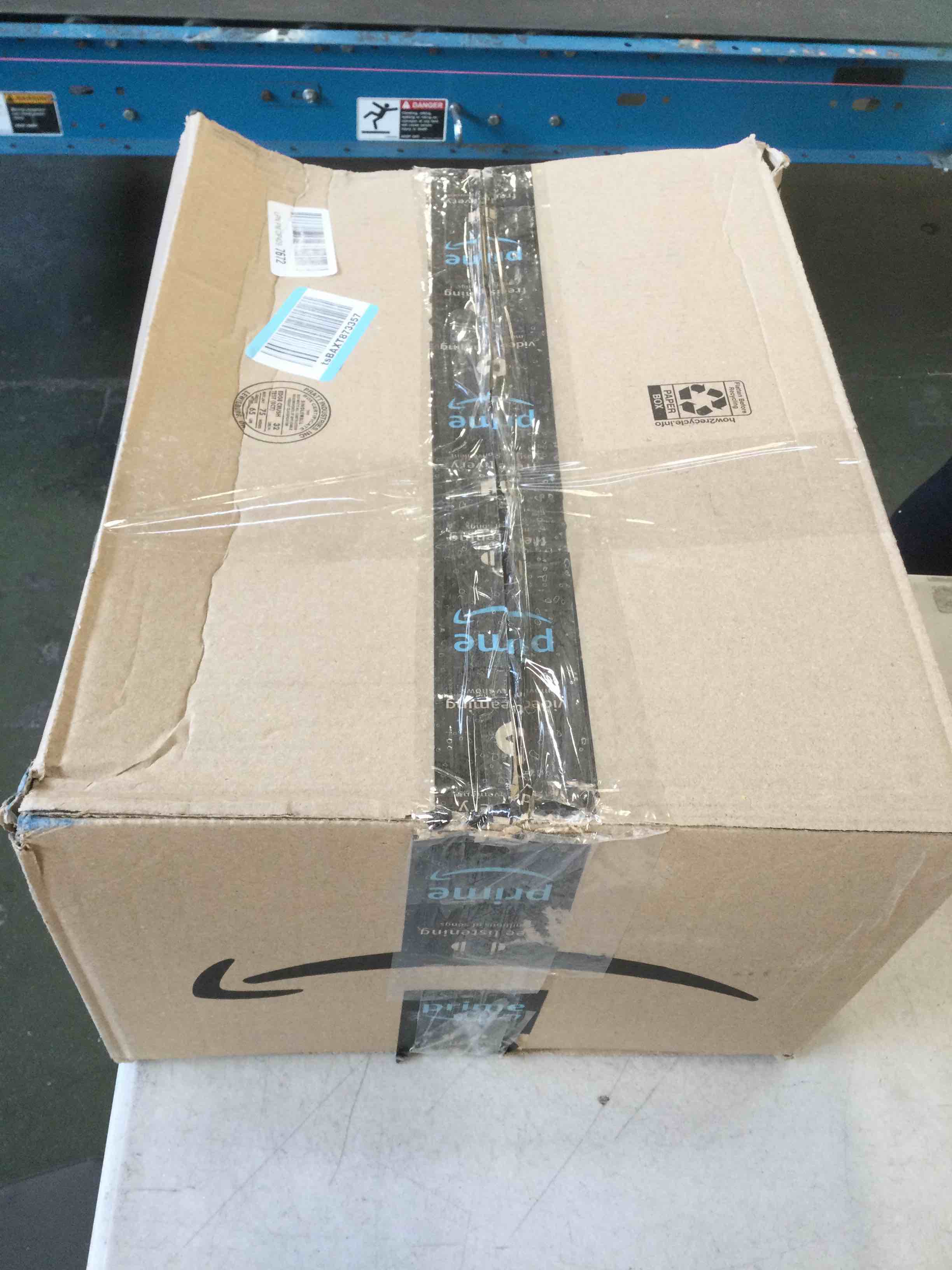https://s3.amazonaws.com/lotting-images-prod/bidfta/PNK2054251_1740577688024.jpeg