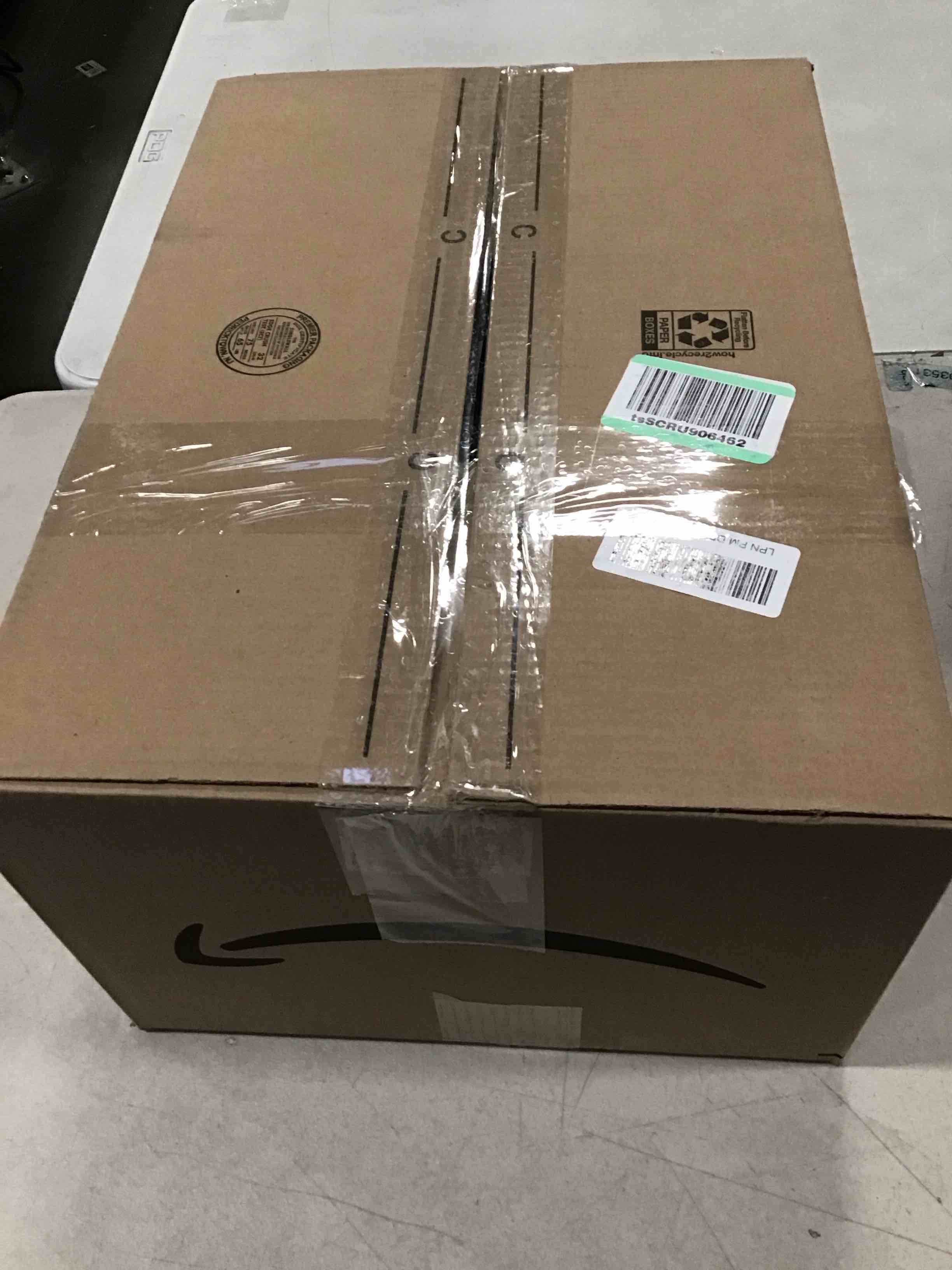 https://s3.amazonaws.com/lotting-images-prod/bidfta/PNK2054372_1740661447840.jpeg