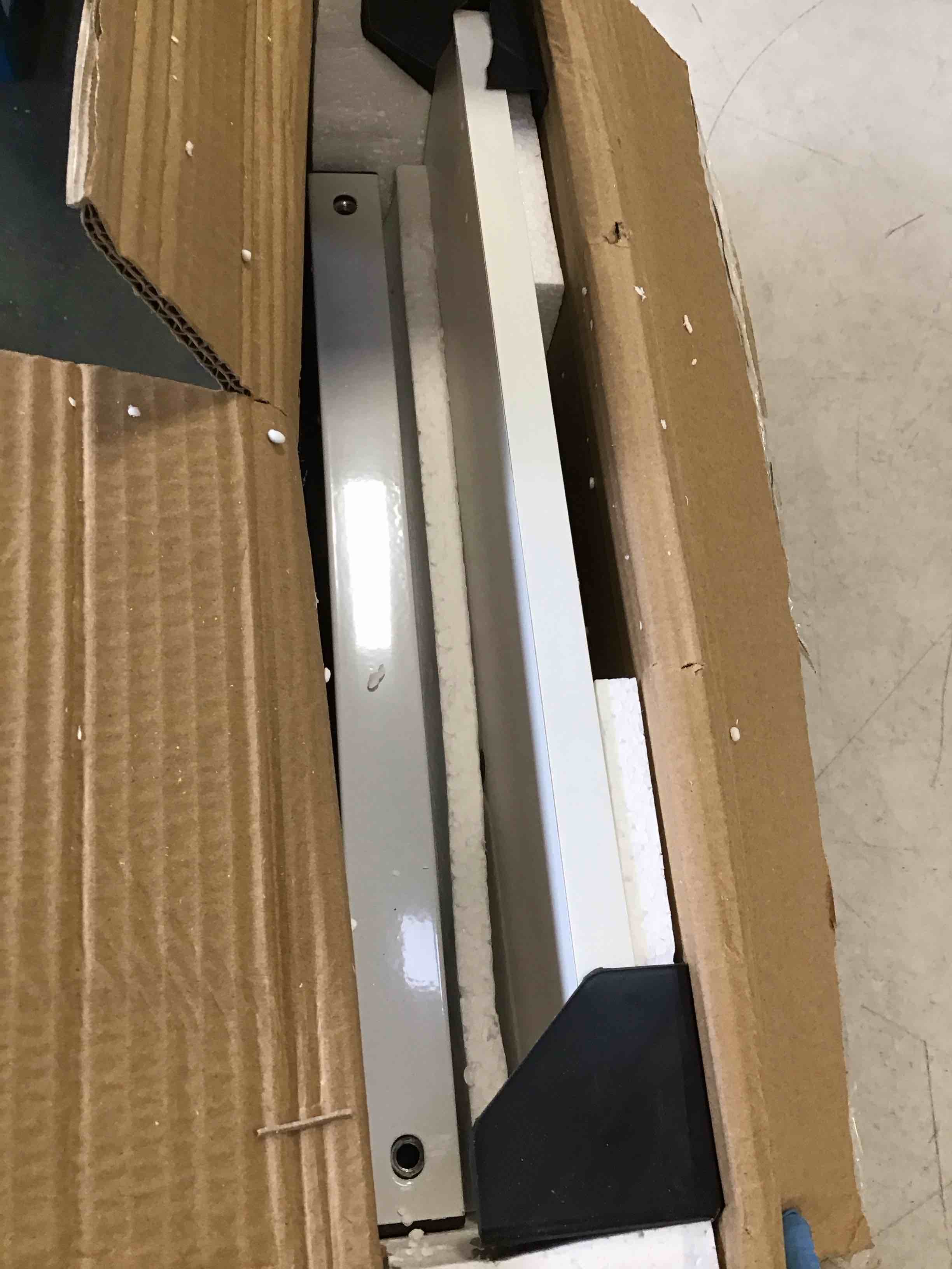 https://s3.amazonaws.com/lotting-images-prod/bidfta/PNK2054520_1740687486869.jpeg