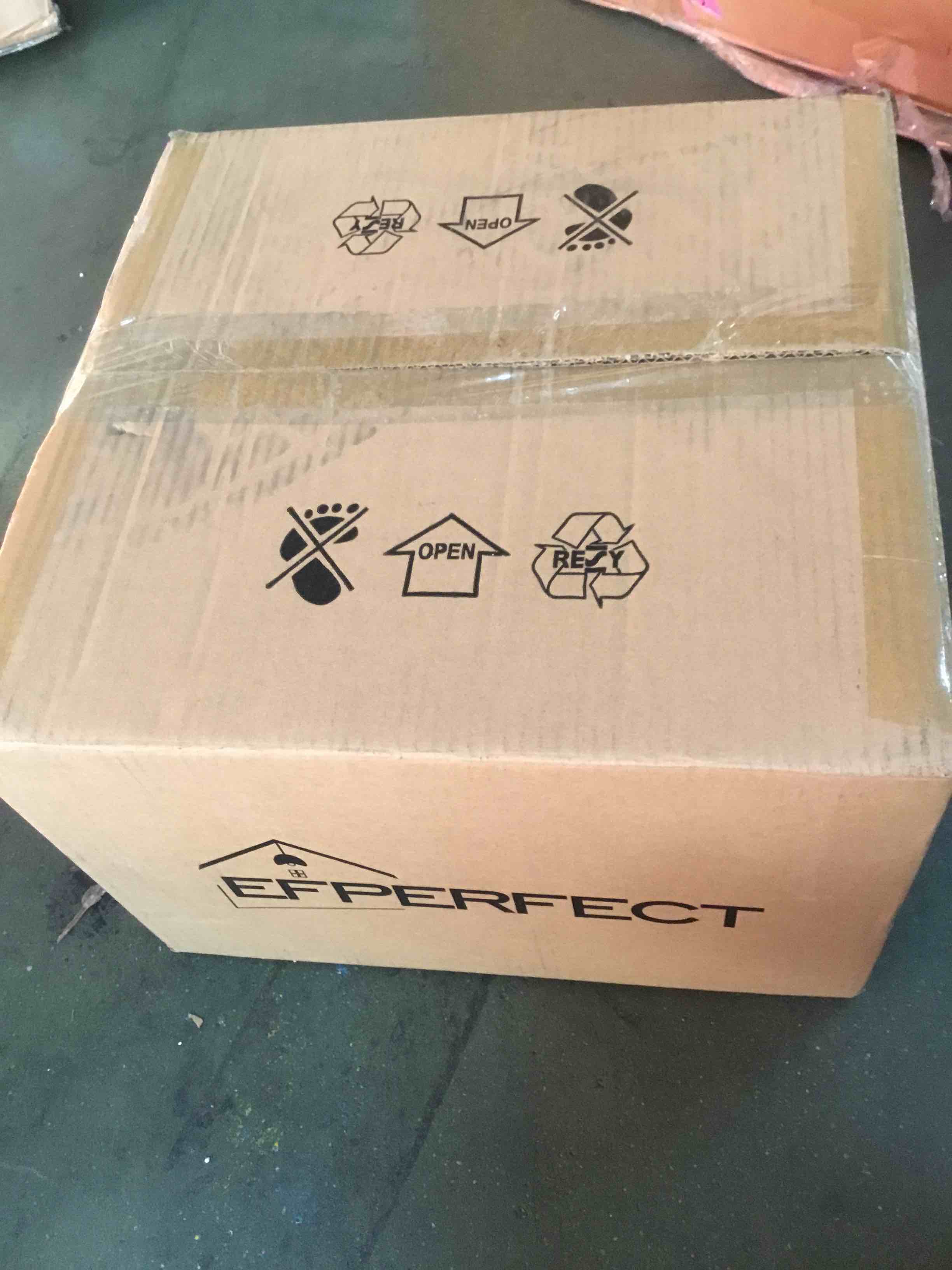 https://s3.amazonaws.com/lotting-images-prod/bidfta/PNK2054683_1741008621226.jpeg