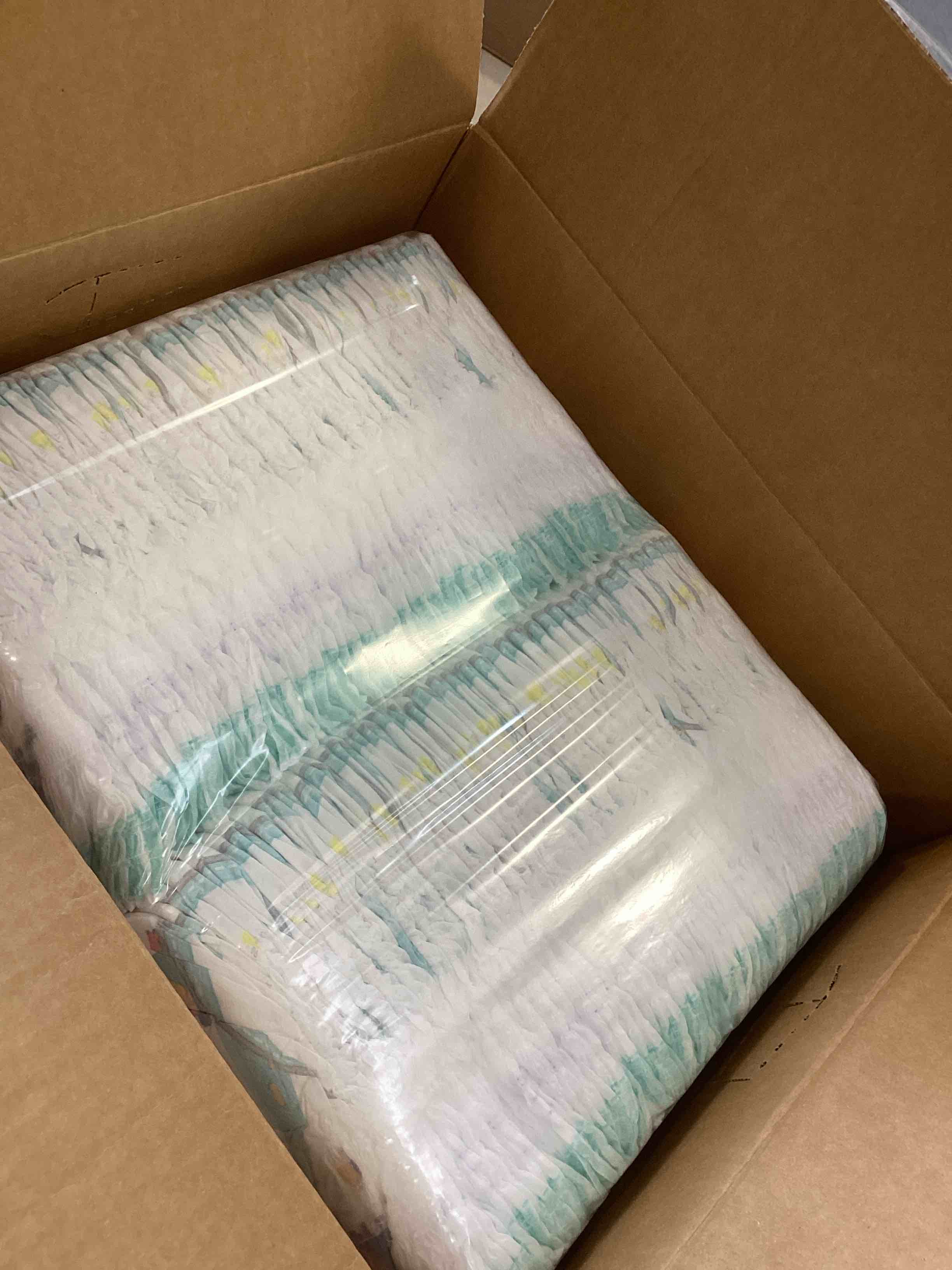 https://s3.amazonaws.com/lotting-images-prod/bidfta/PNK2054898_1741096964044.jpeg
