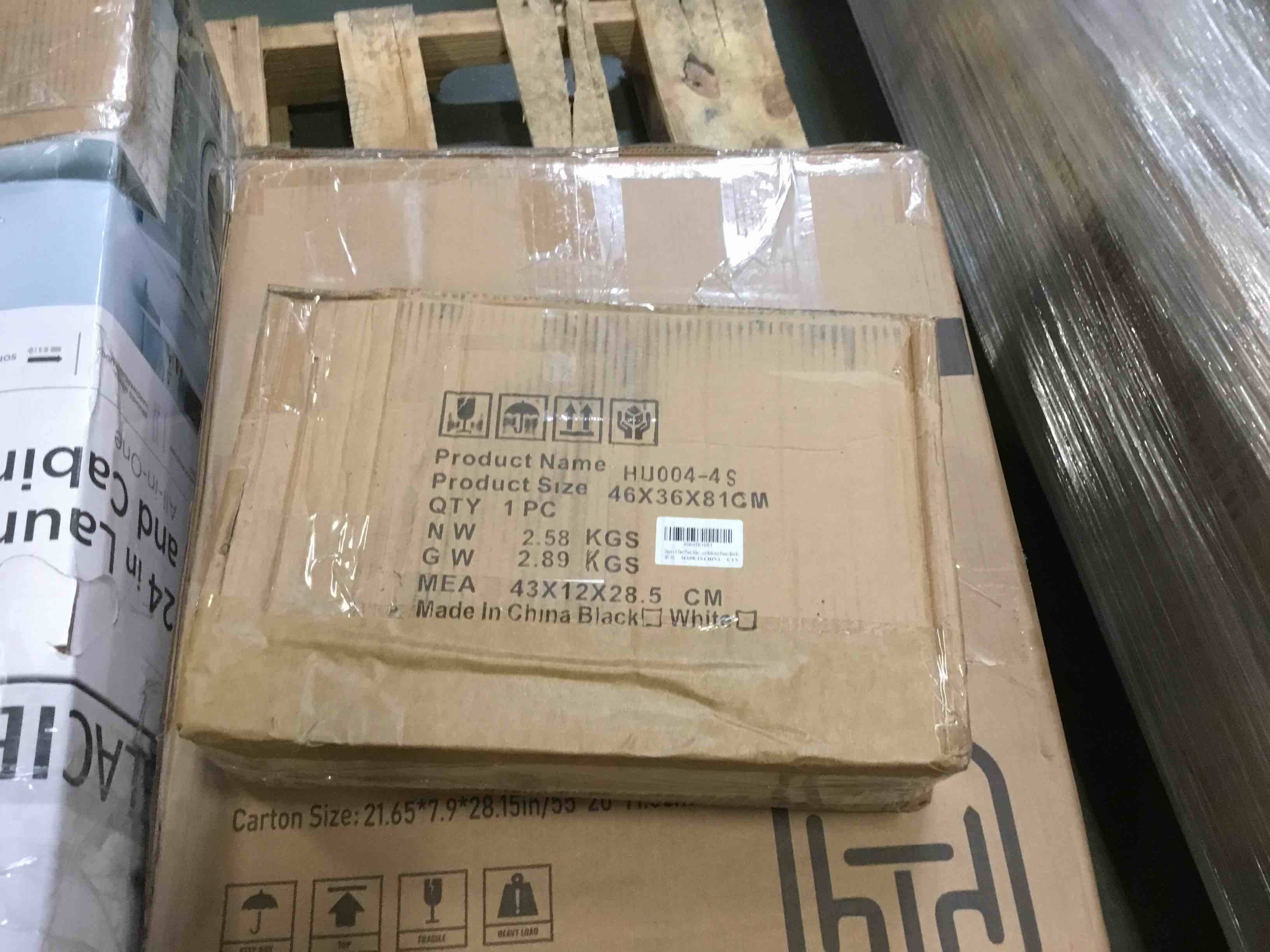 https://s3.amazonaws.com/lotting-images-prod/bidfta/PNK2055904_1742235722454.jpeg