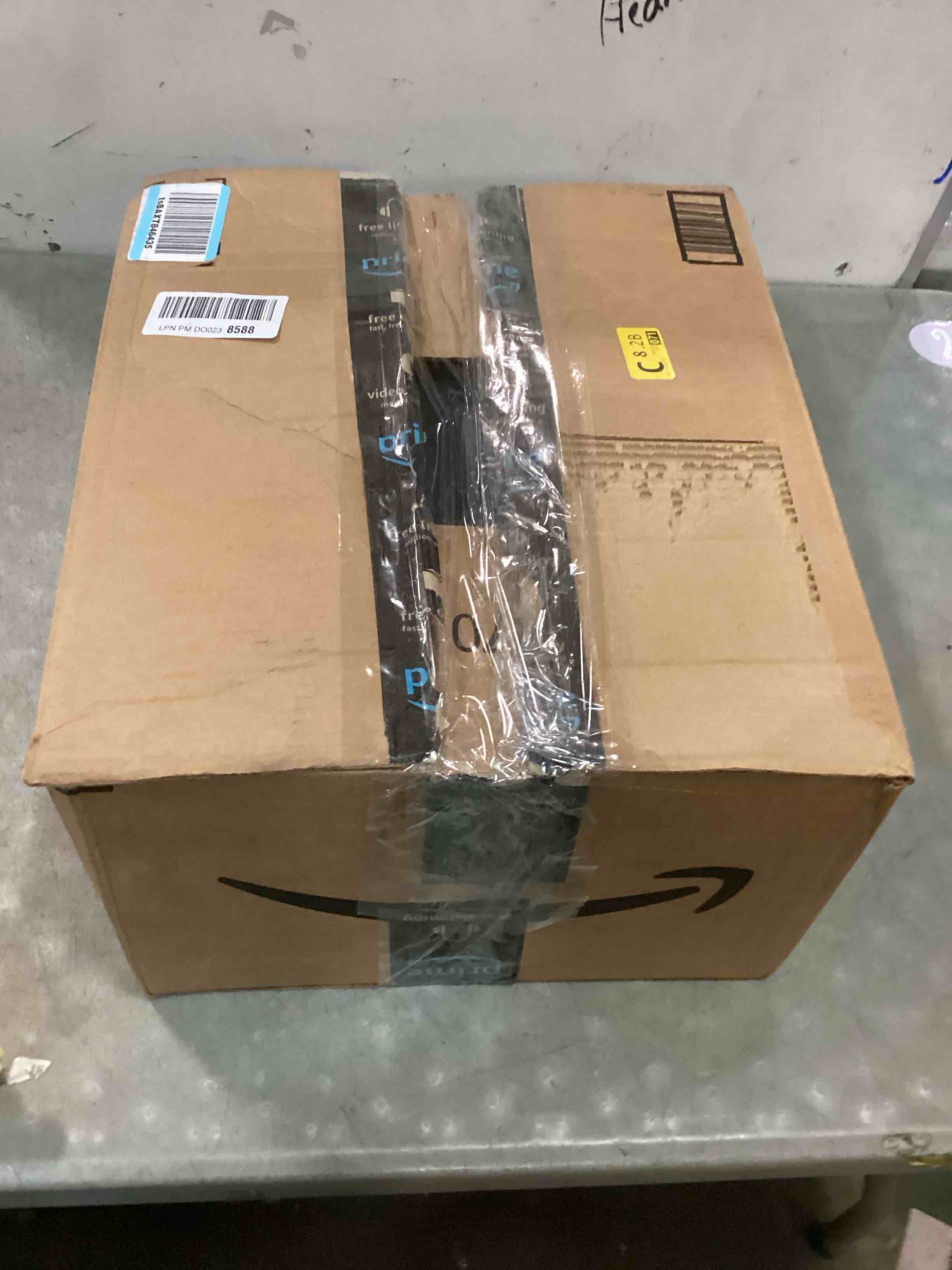 https://s3.amazonaws.com/lotting-images-prod/bidfta/PNK2056782_1738683159159.jpeg