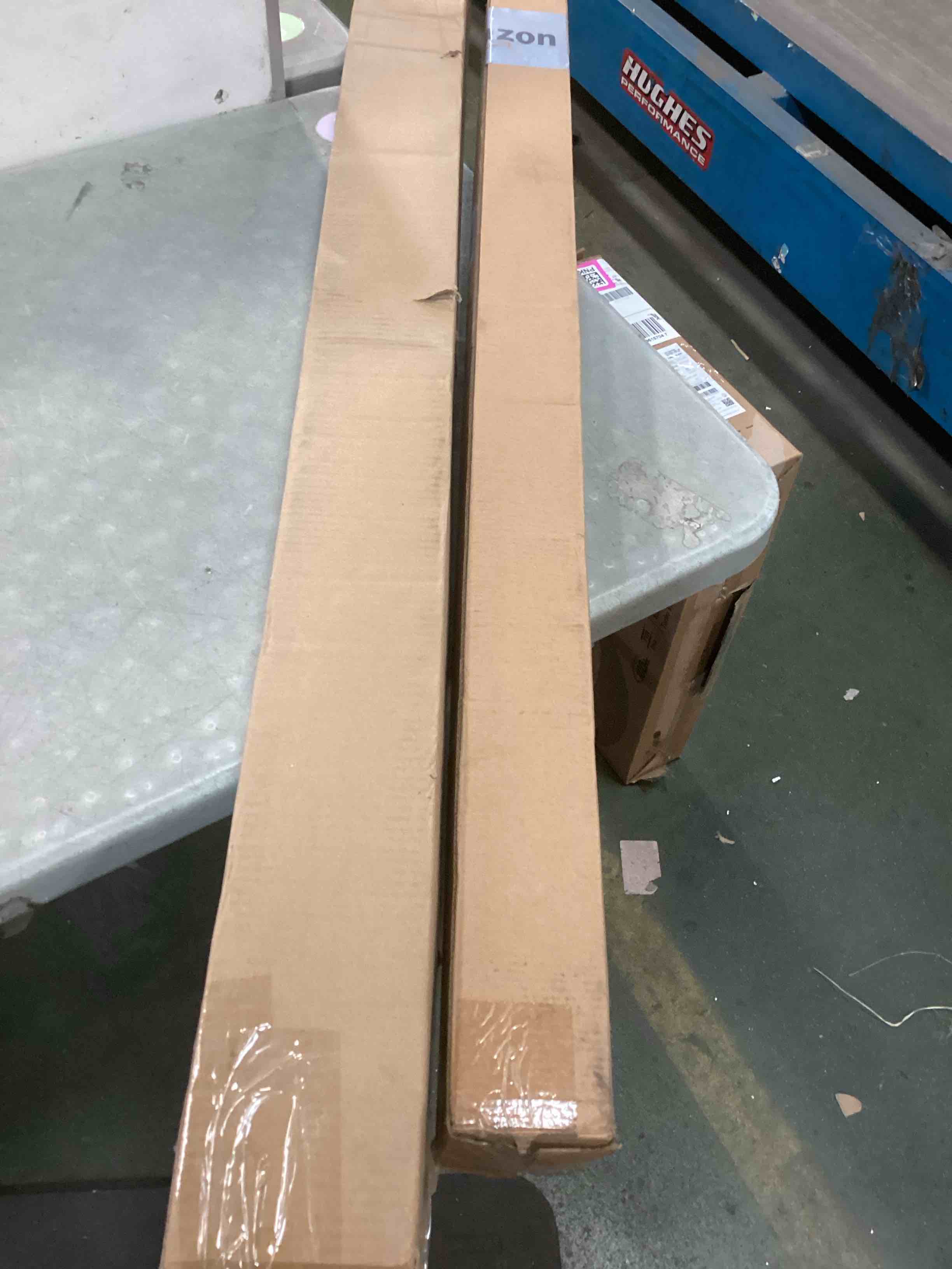 https://s3.amazonaws.com/lotting-images-prod/bidfta/PNK2056964_1738702073648.jpeg