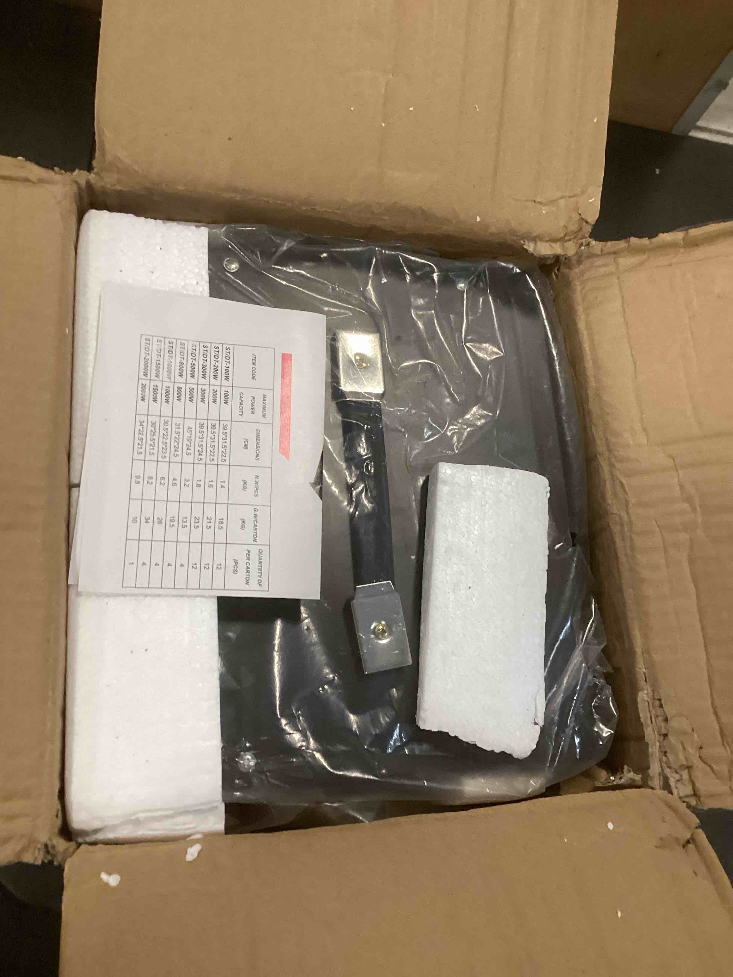 https://s3.amazonaws.com/lotting-images-prod/bidfta/PNK2058363_1739375311427.jpeg