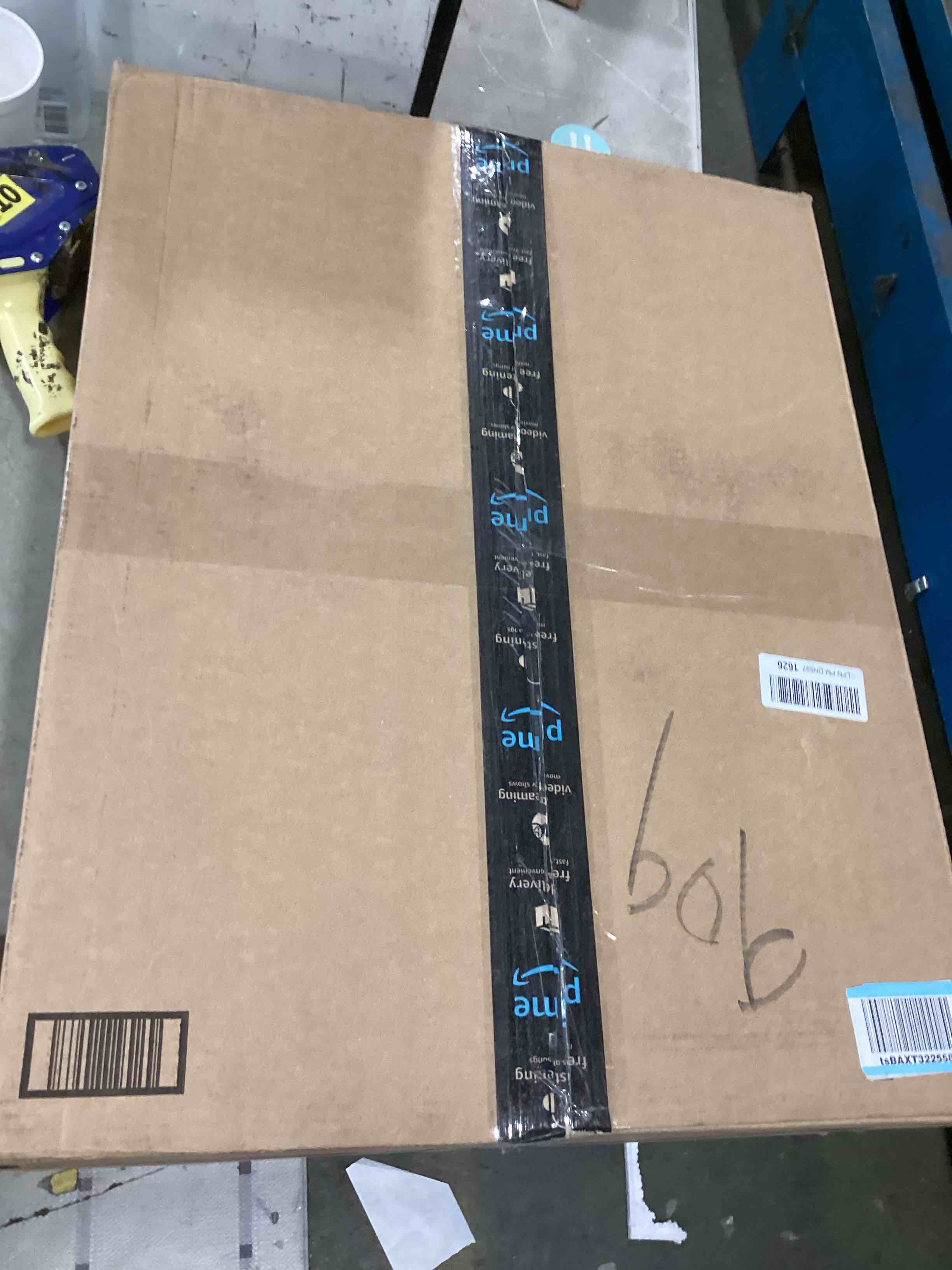 https://s3.amazonaws.com/lotting-images-prod/bidfta/PNK2059564_1737562351419.jpeg