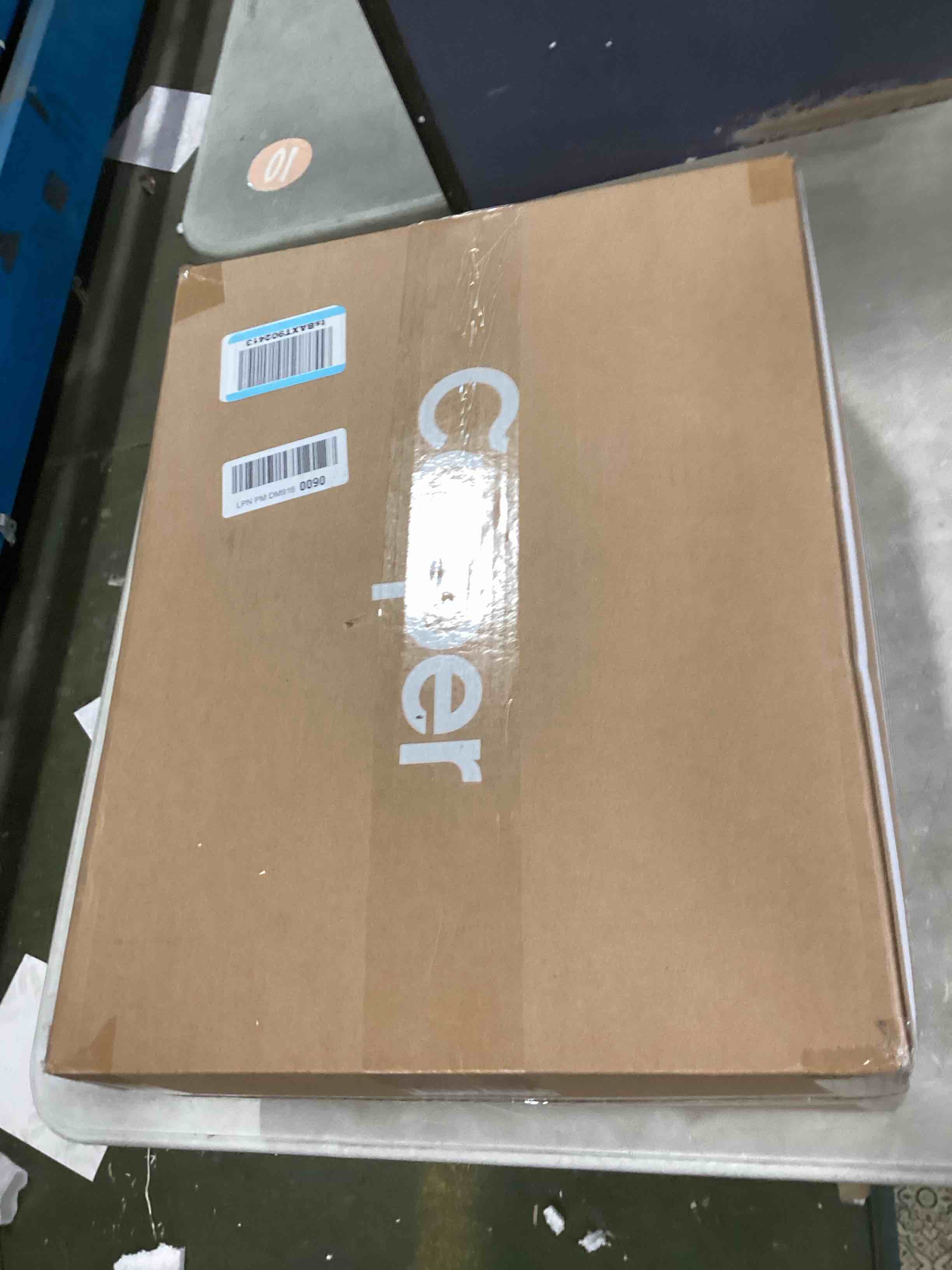 https://s3.amazonaws.com/lotting-images-prod/bidfta/PNK2059931_1737656377809.jpeg