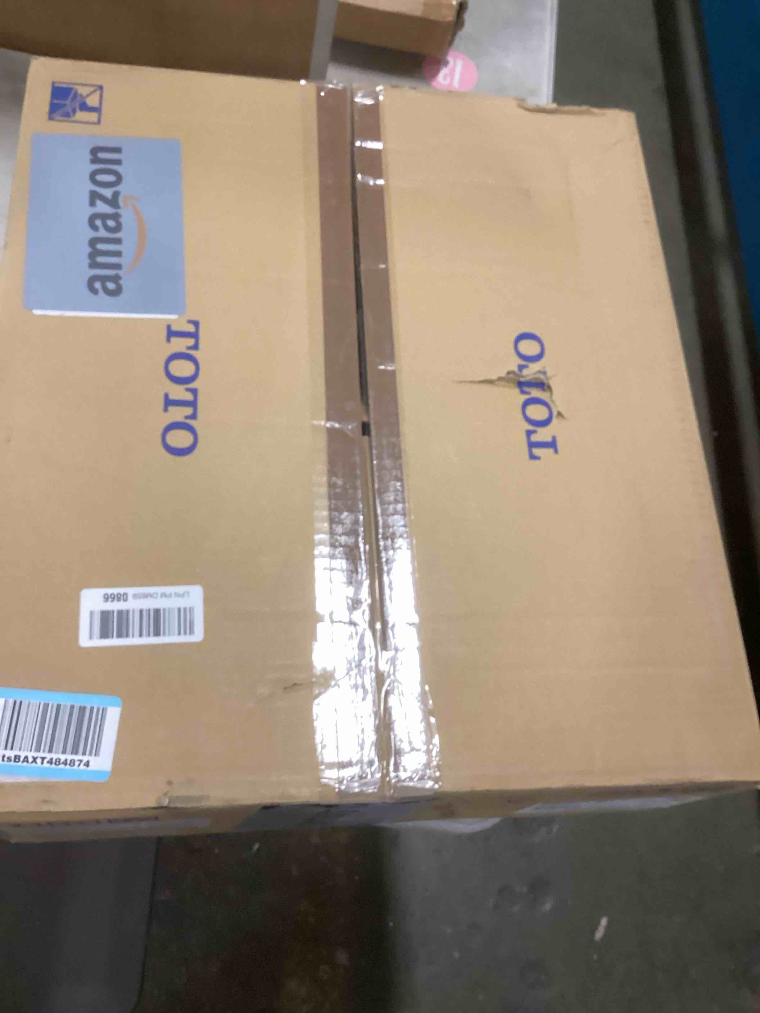https://s3.amazonaws.com/lotting-images-prod/bidfta/PNK2060039_1737721584141.jpeg