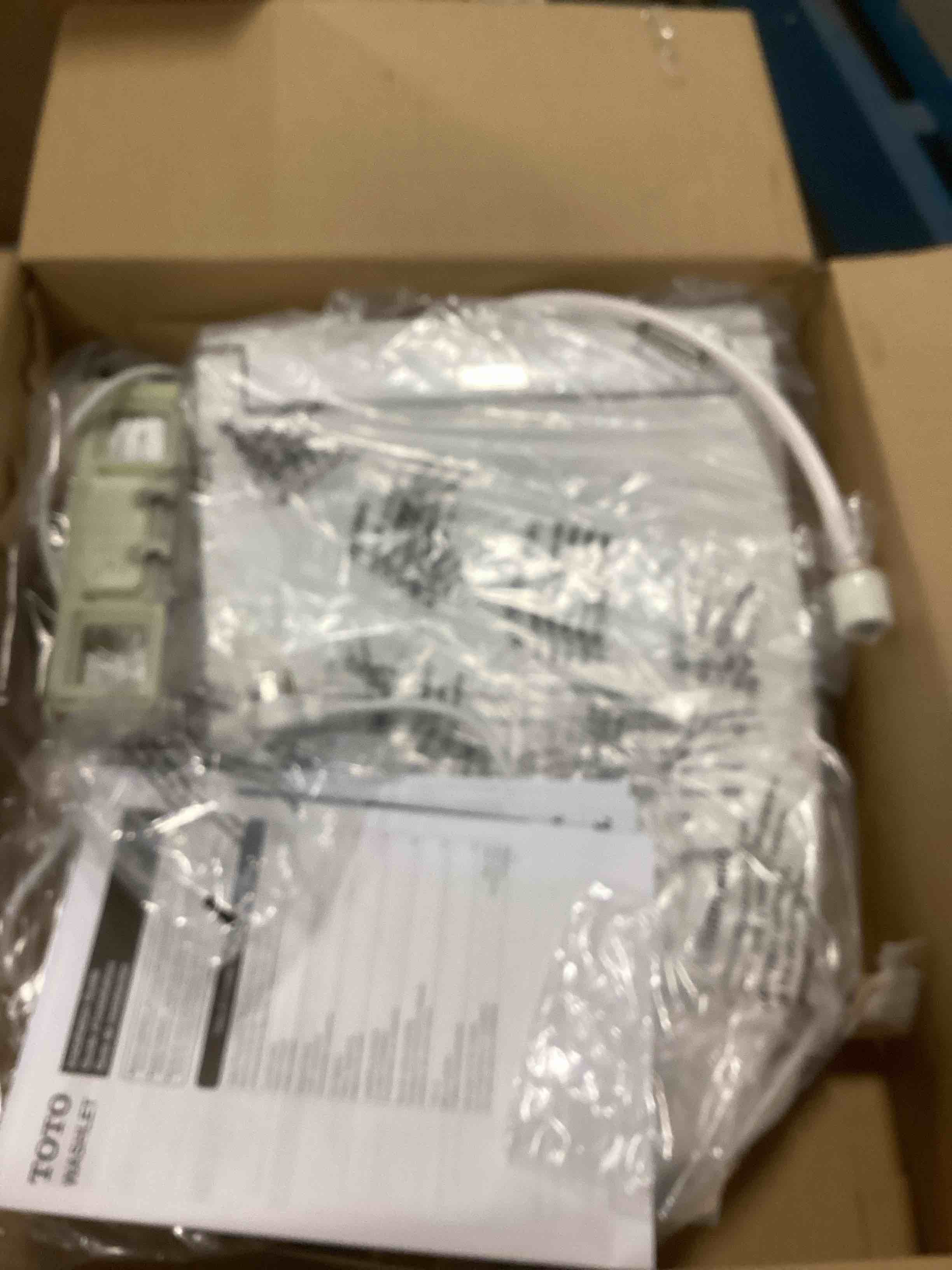 https://s3.amazonaws.com/lotting-images-prod/bidfta/PNK2060039_1737721601800.jpeg