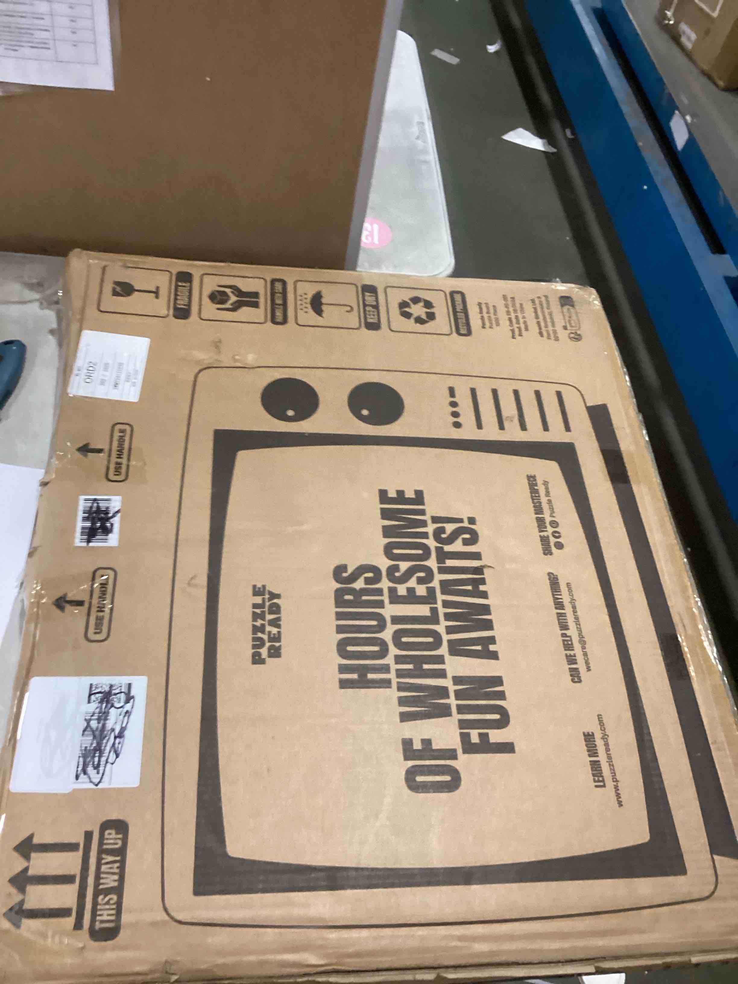 https://s3.amazonaws.com/lotting-images-prod/bidfta/PNK2060127_1737728793824.jpeg
