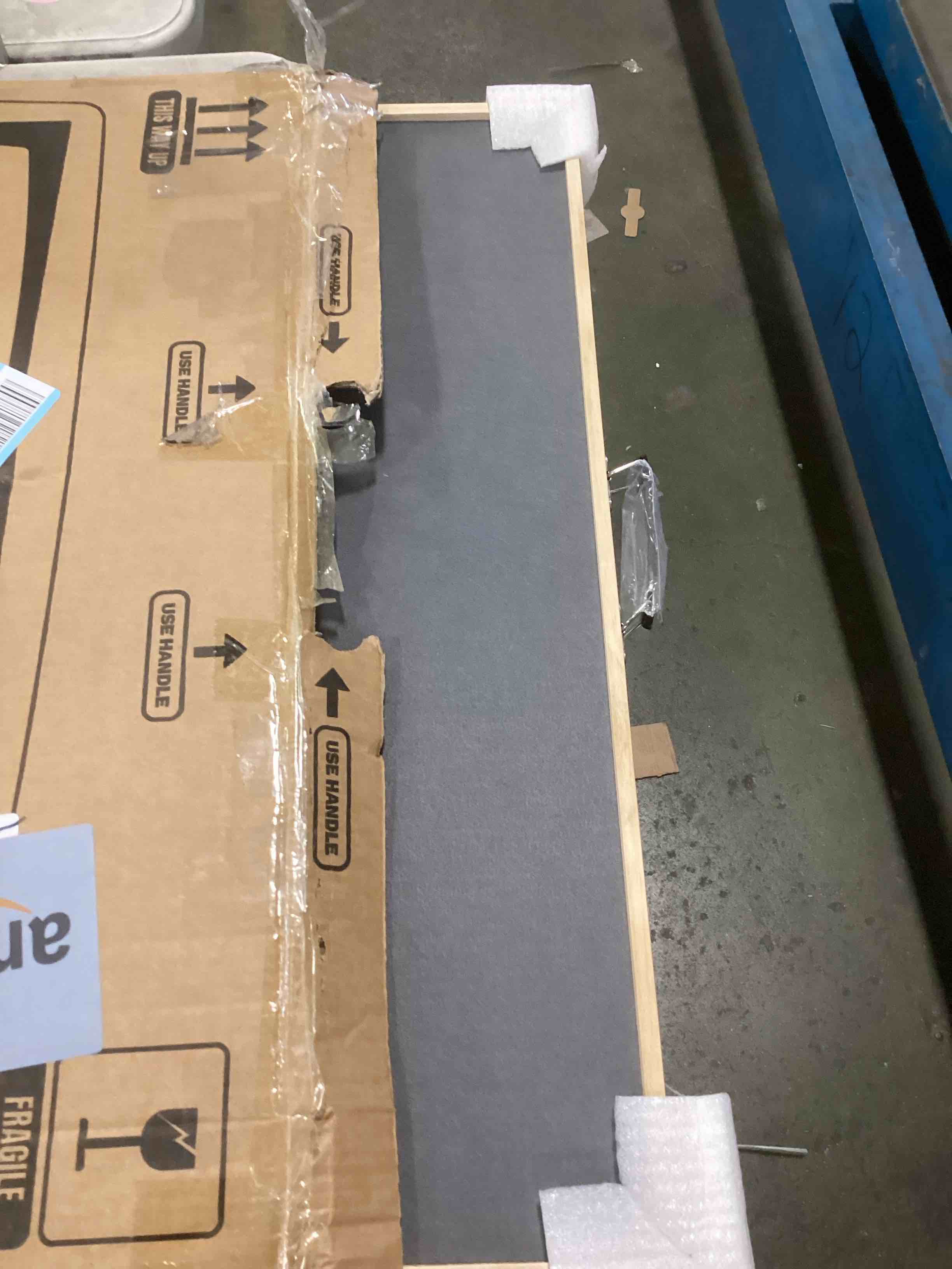 https://s3.amazonaws.com/lotting-images-prod/bidfta/PNK2060127_1737728830180.jpeg