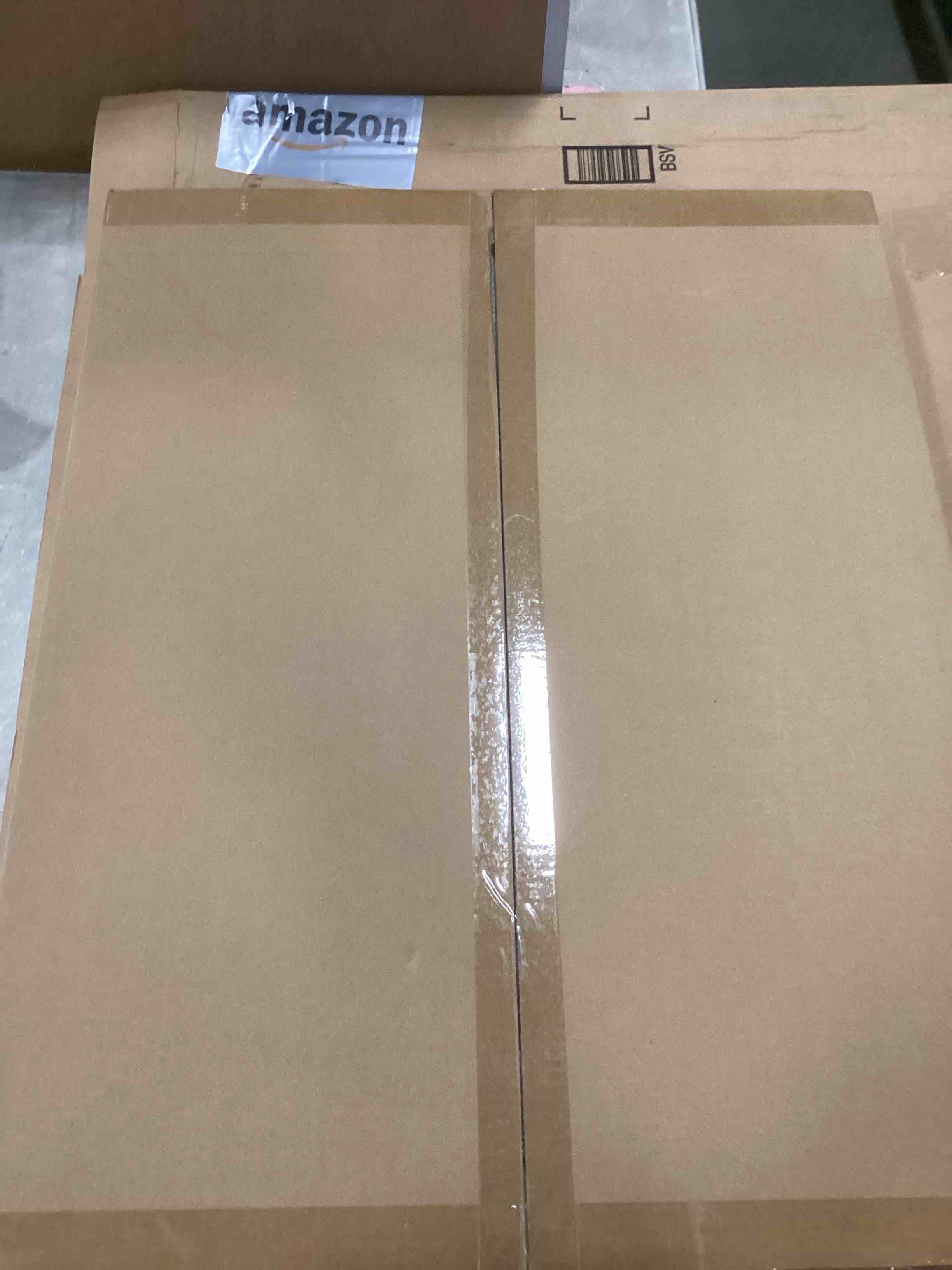 https://s3.amazonaws.com/lotting-images-prod/bidfta/PNK2060144_1737730252801.jpeg