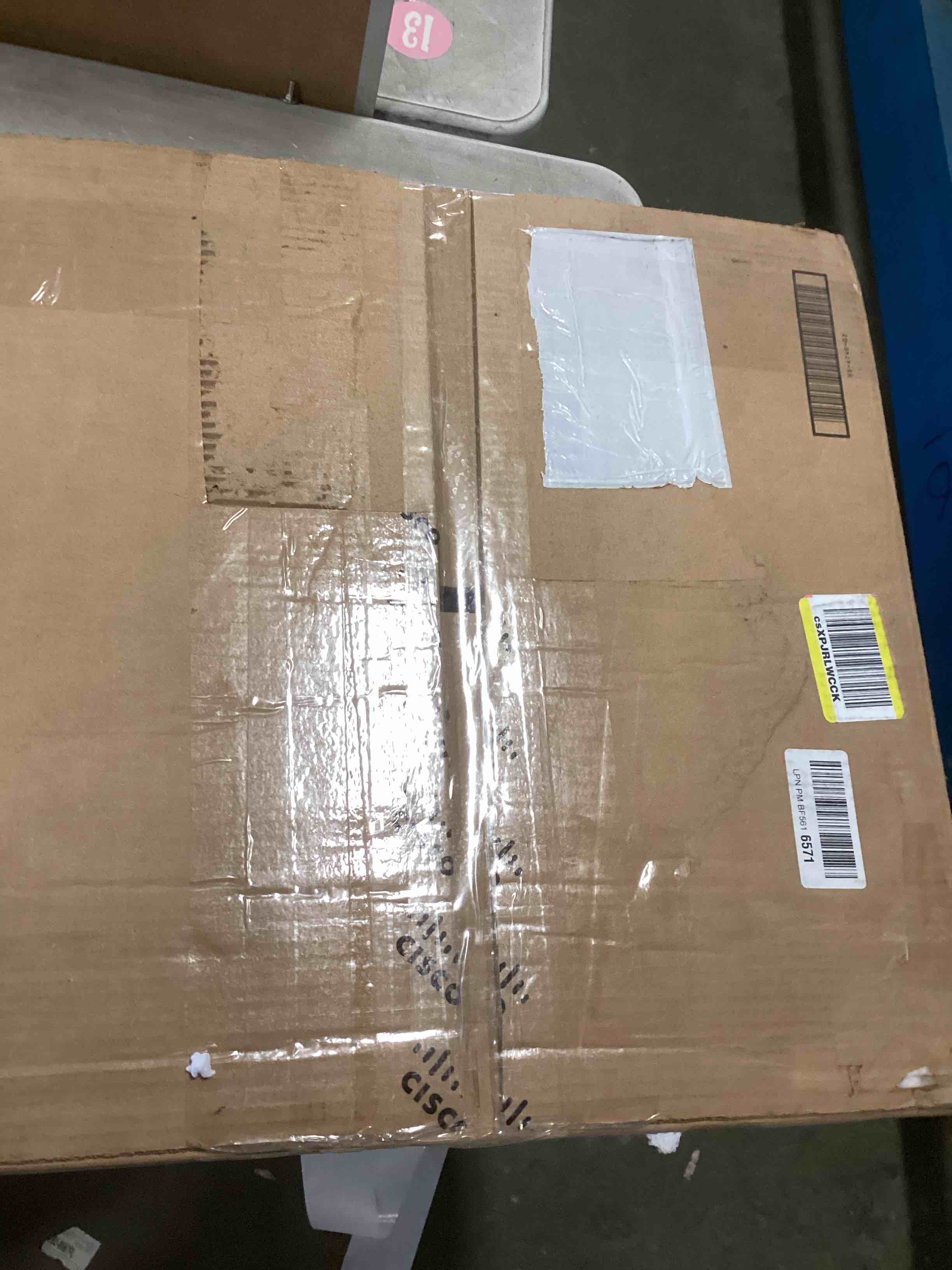 https://s3.amazonaws.com/lotting-images-prod/bidfta/PNK2060223_1737736934041.jpeg