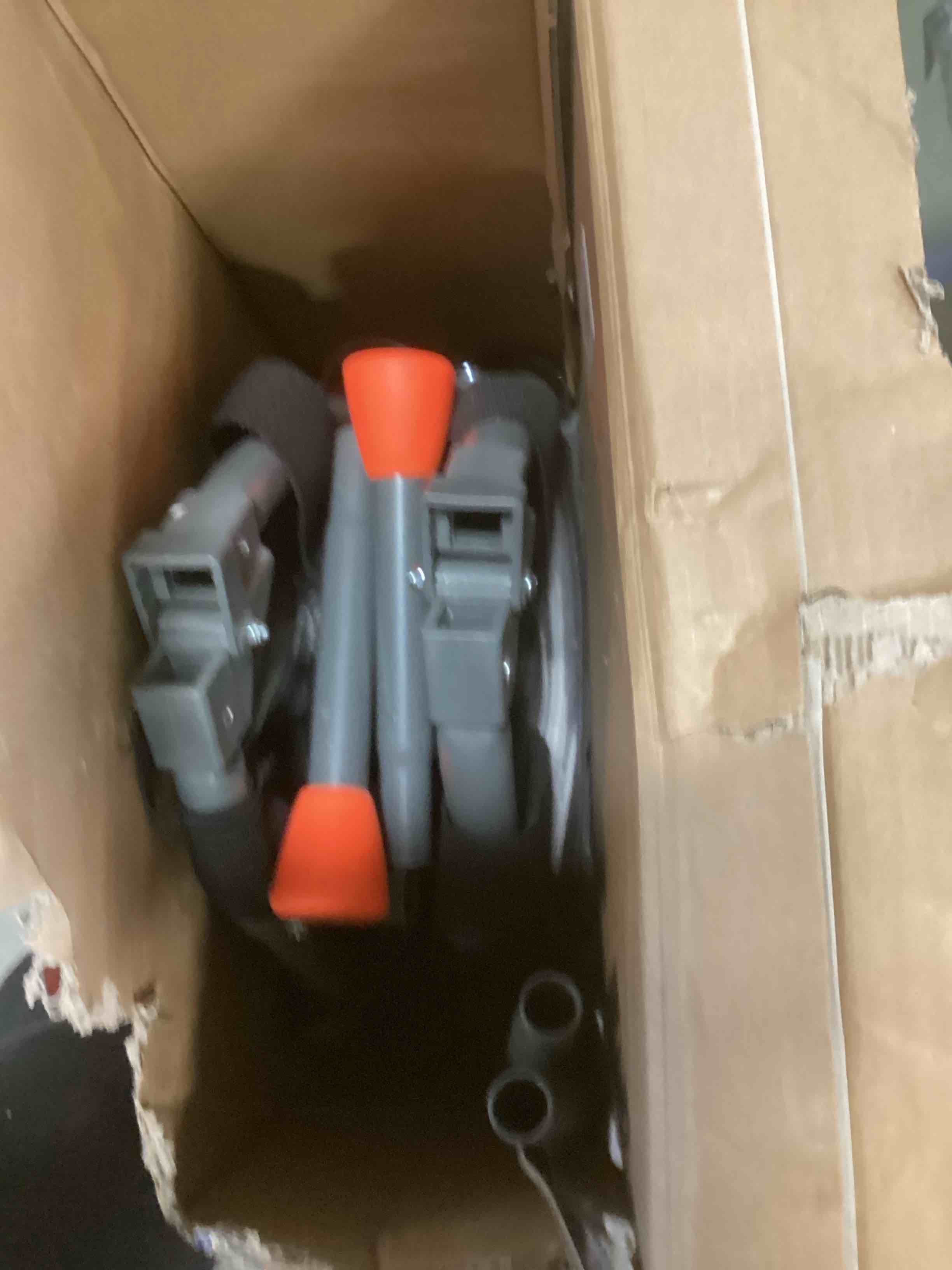 https://s3.amazonaws.com/lotting-images-prod/bidfta/PNK2060423_1737989248591.jpeg