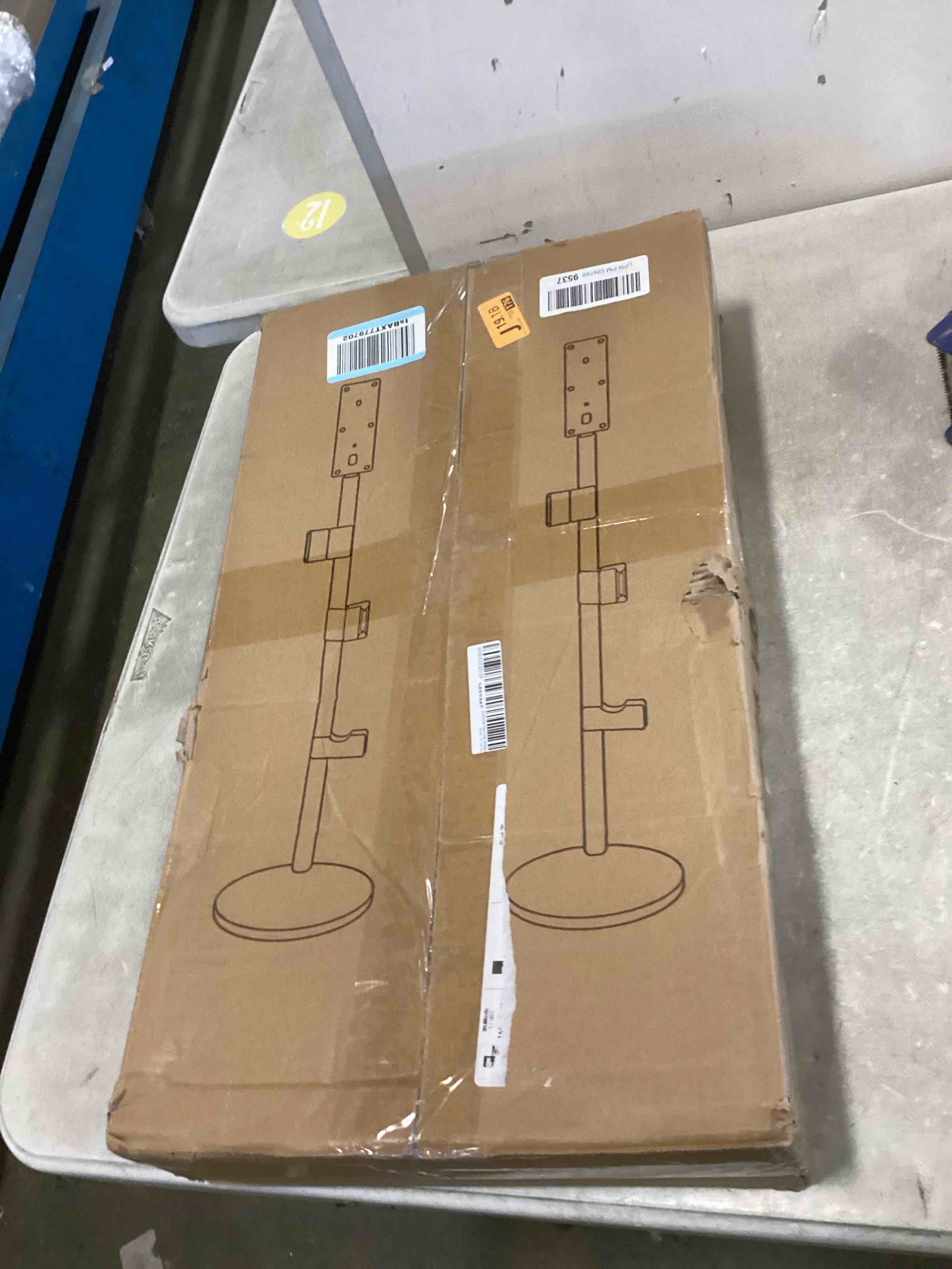 https://s3.amazonaws.com/lotting-images-prod/bidfta/PNK2060444_1737992935173.jpeg