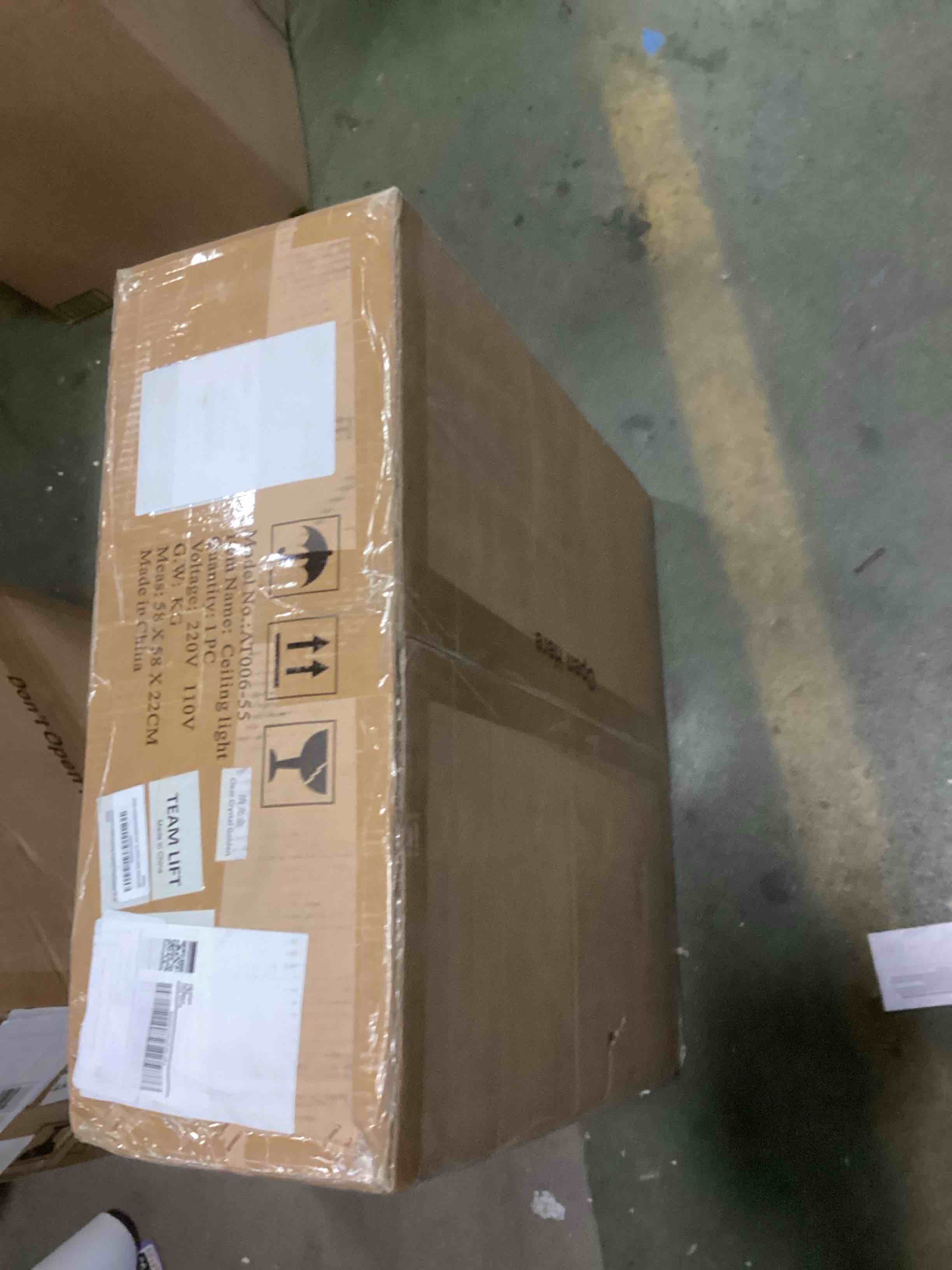 https://s3.amazonaws.com/lotting-images-prod/bidfta/PNK2060480_1737996300312.jpeg