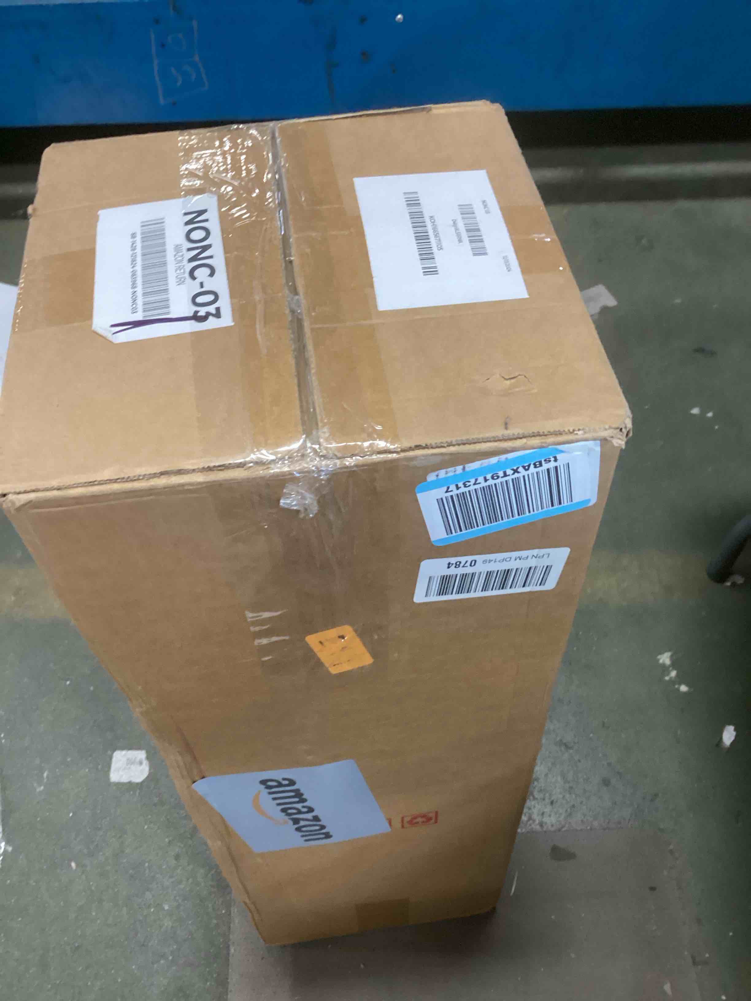 https://s3.amazonaws.com/lotting-images-prod/bidfta/PNK2060547_1738004673116.jpeg