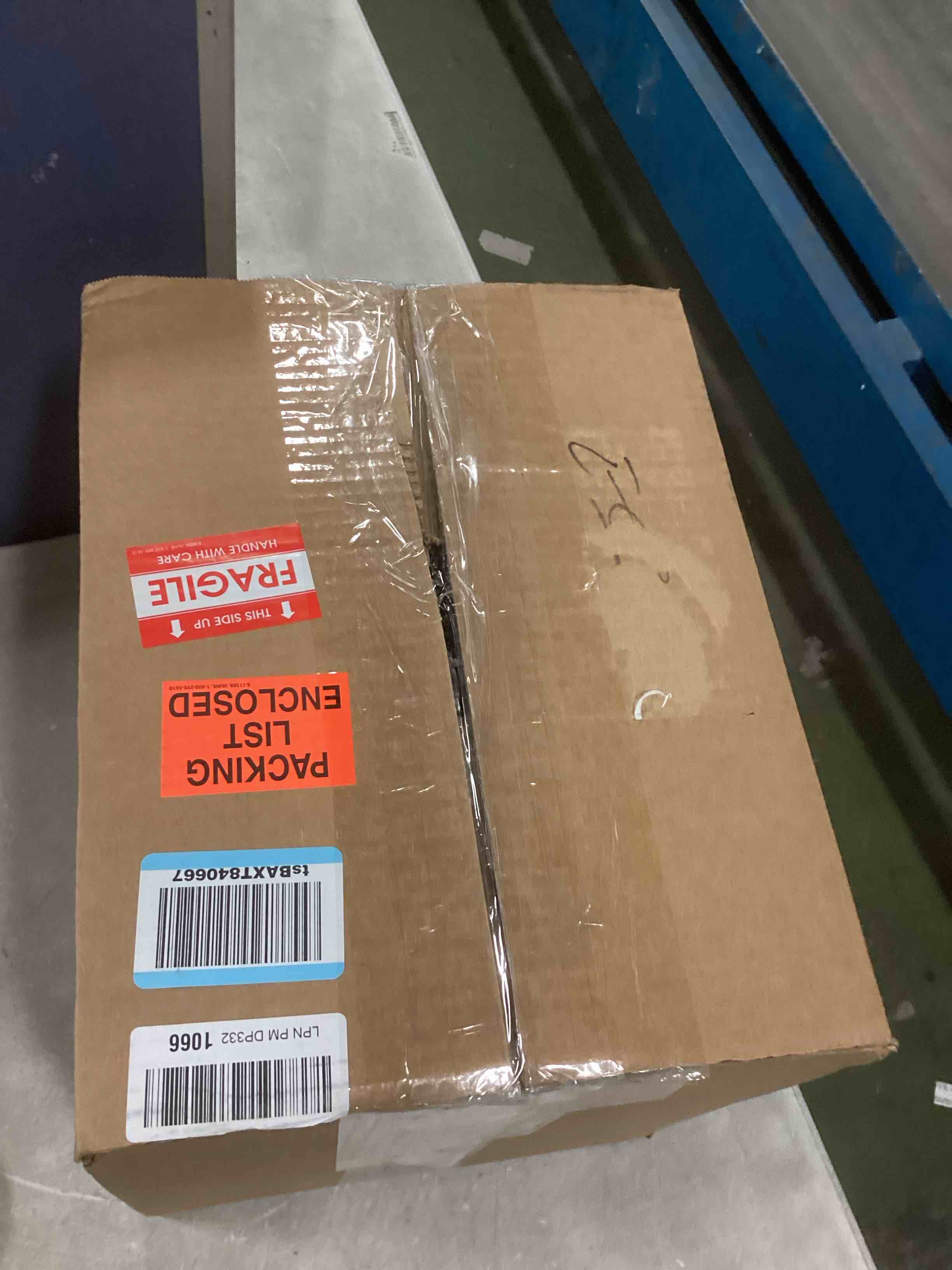 https://s3.amazonaws.com/lotting-images-prod/bidfta/PNK2060687_1738071797463.jpeg