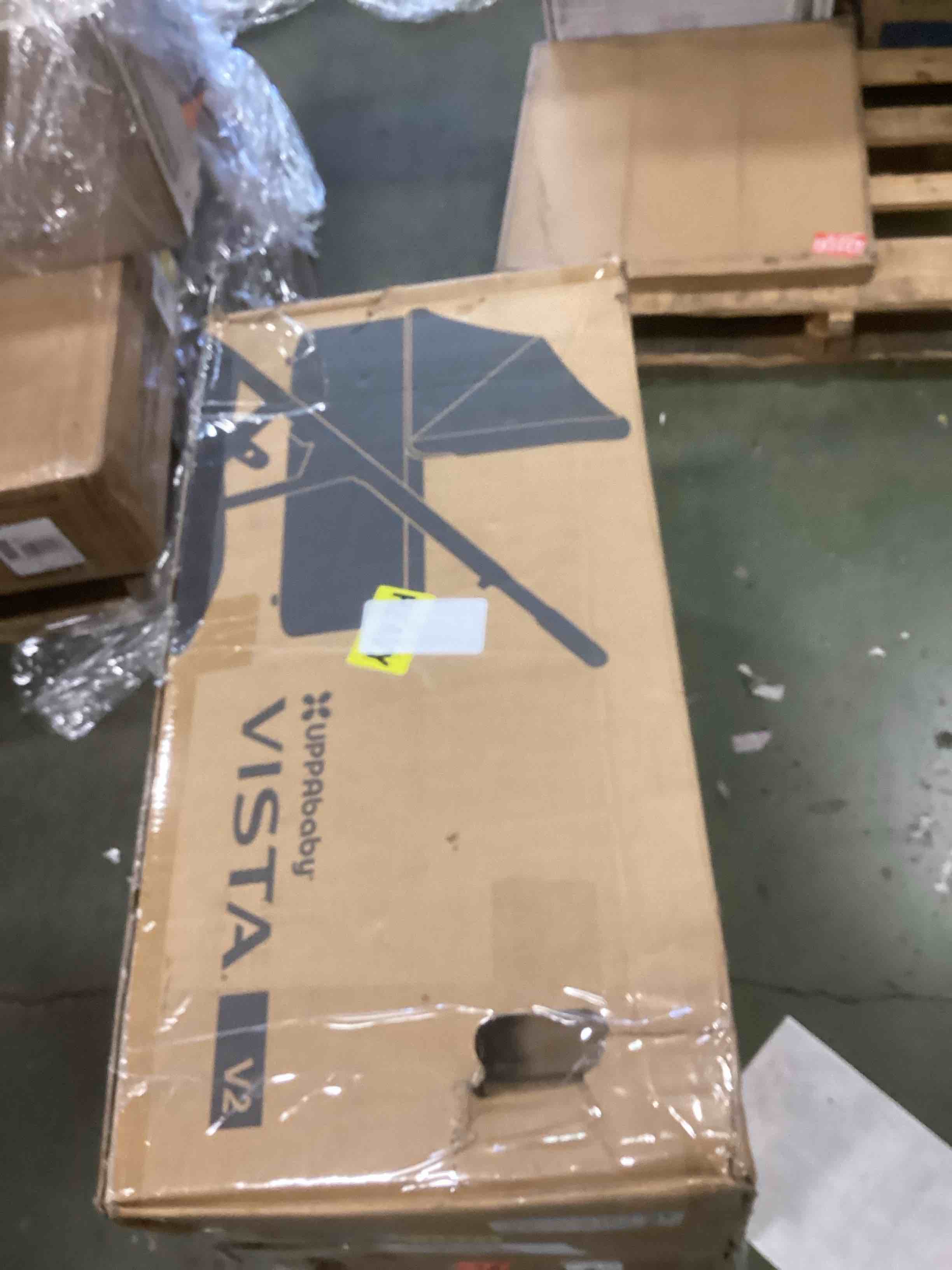 https://s3.amazonaws.com/lotting-images-prod/bidfta/PNK2060754_1738080018522.jpeg