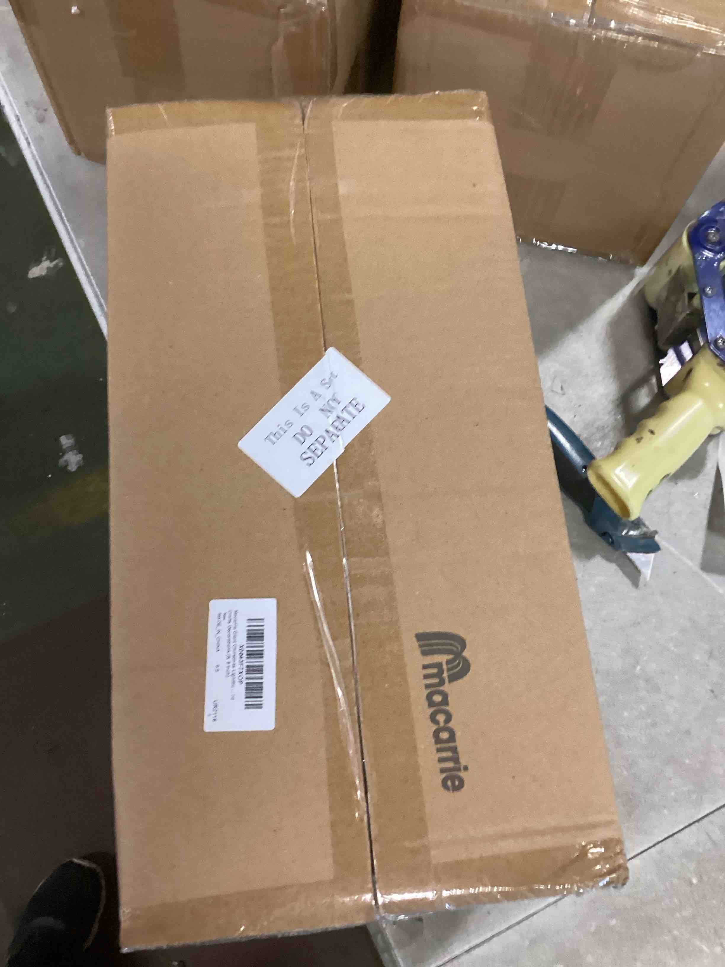 https://s3.amazonaws.com/lotting-images-prod/bidfta/PNK2061113_1738177041358.jpeg