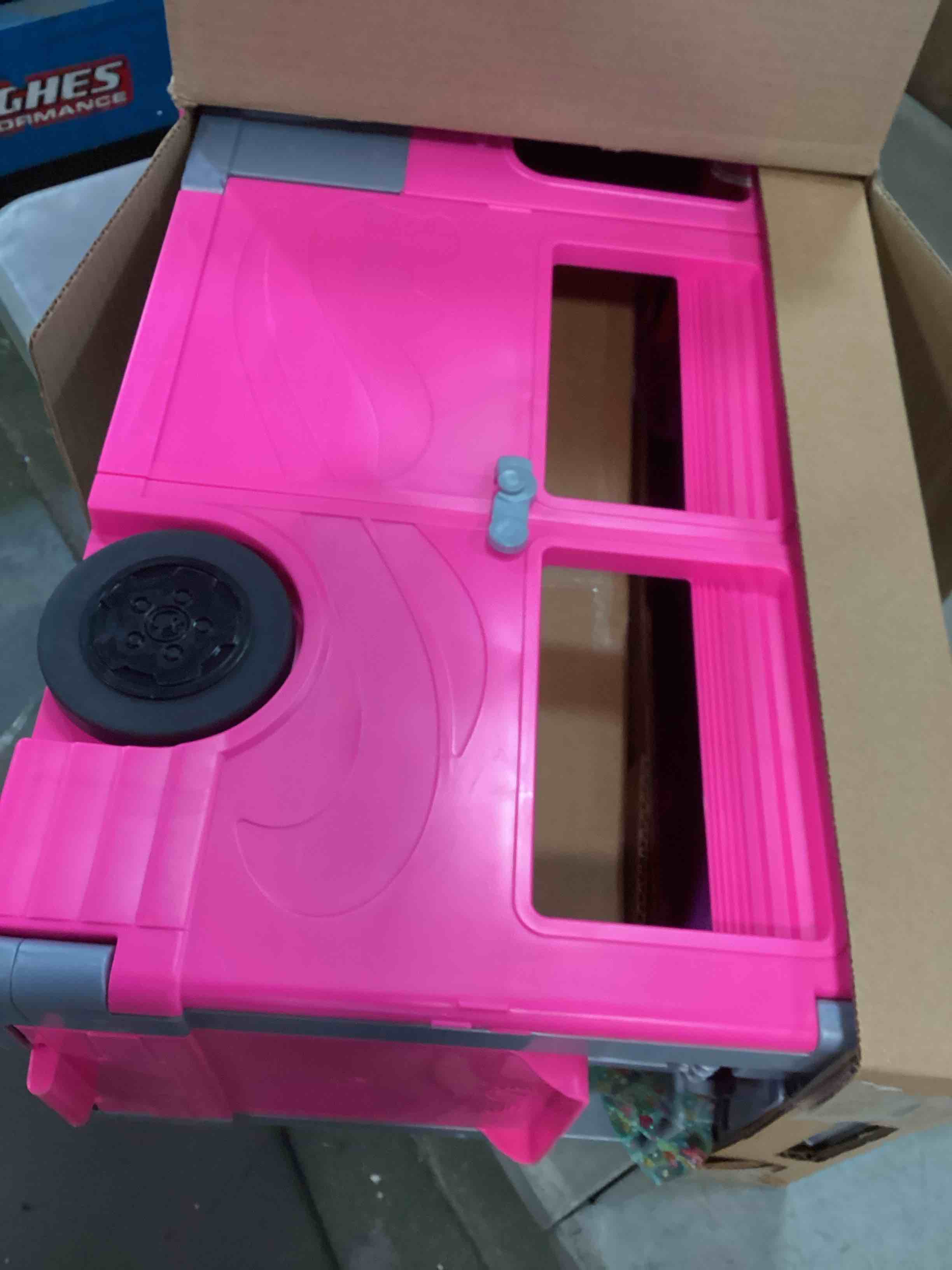 https://s3.amazonaws.com/lotting-images-prod/bidfta/PNK2063689_1737998544941.jpeg